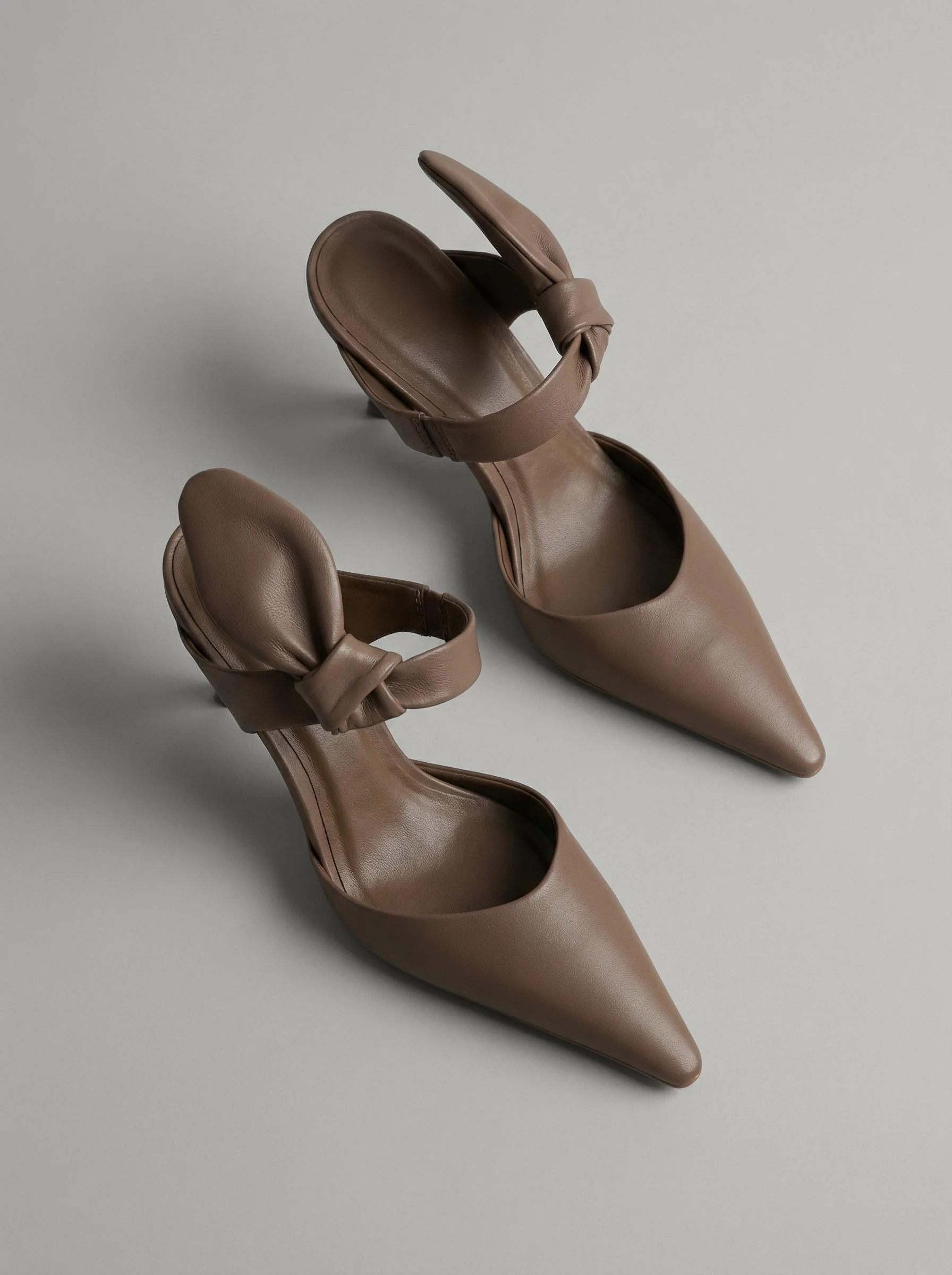 Capsule - Adrian Mocha - Image 2