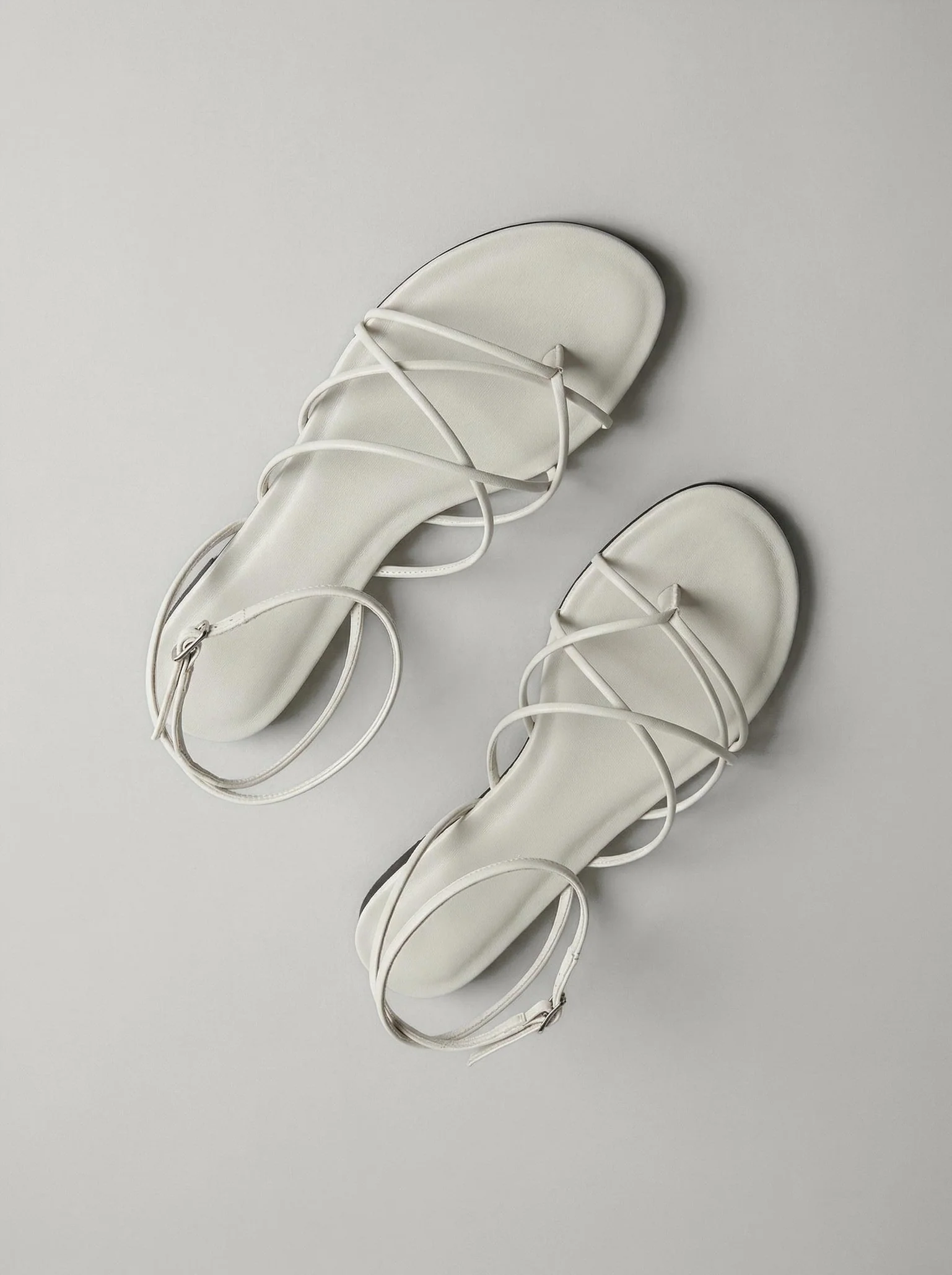 Aitana White - Image 6