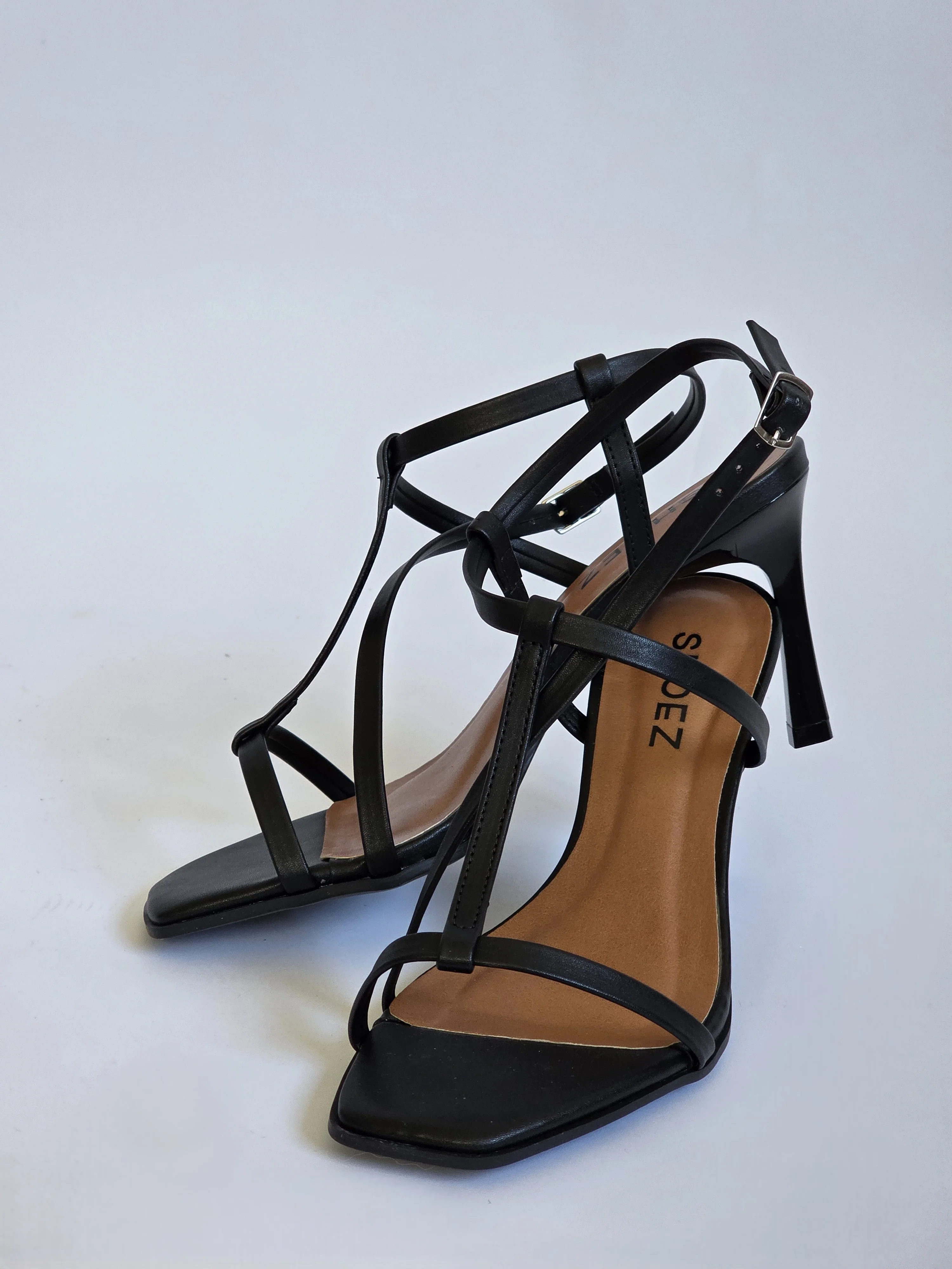 Alden Black - Image 3