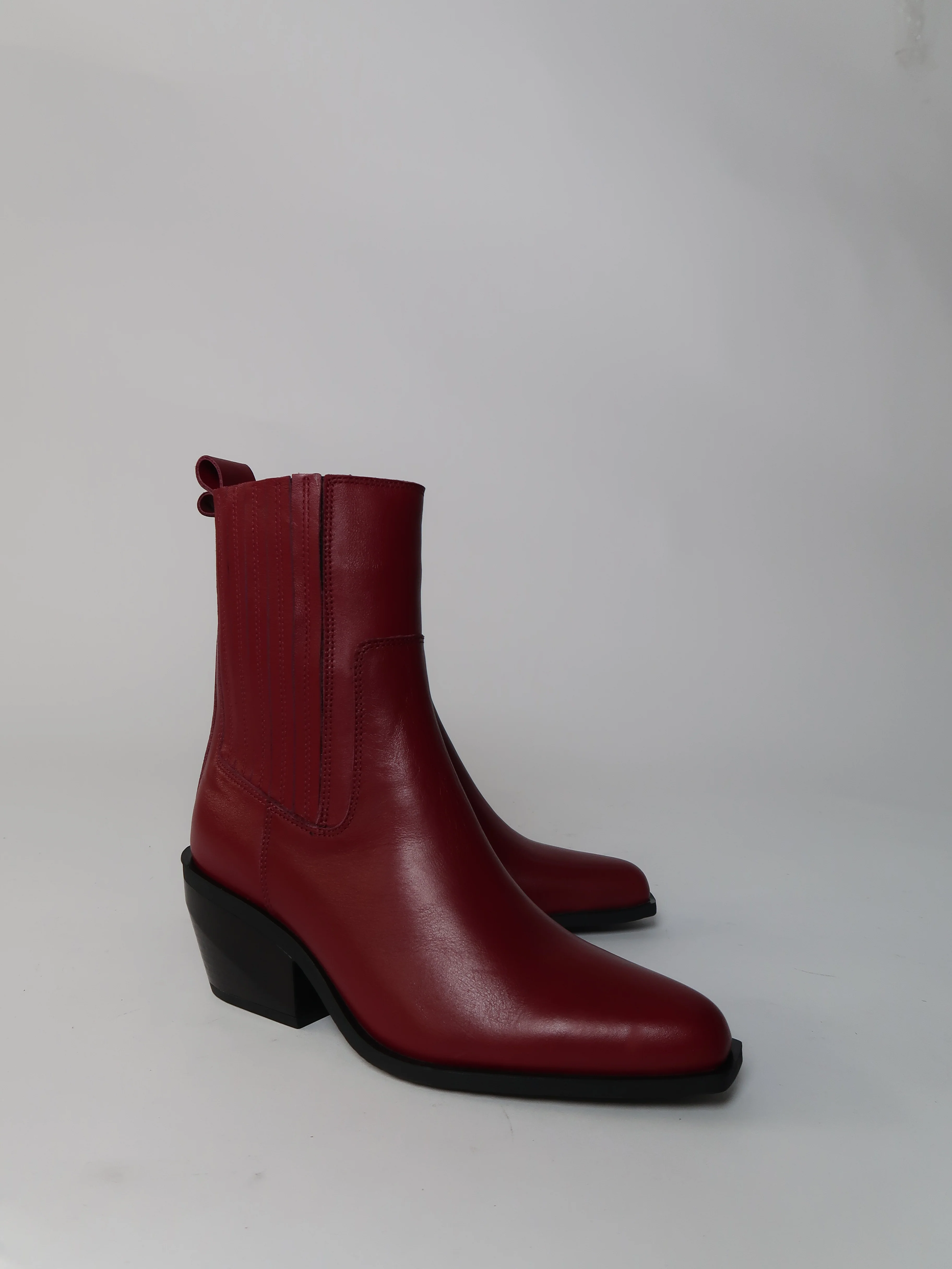 Alesandra Bordo - Image 3