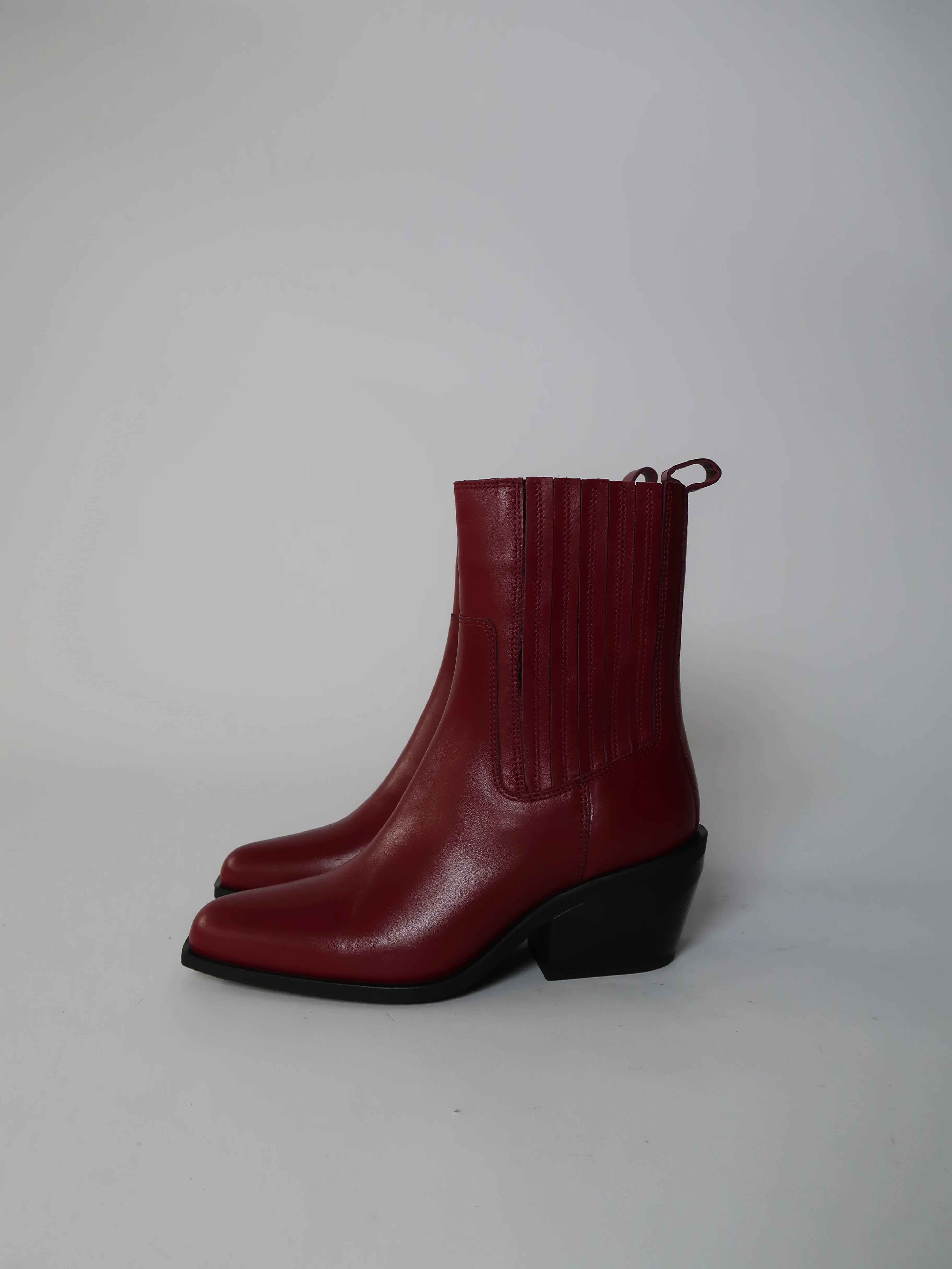 Alesandra Bordo - Image 5