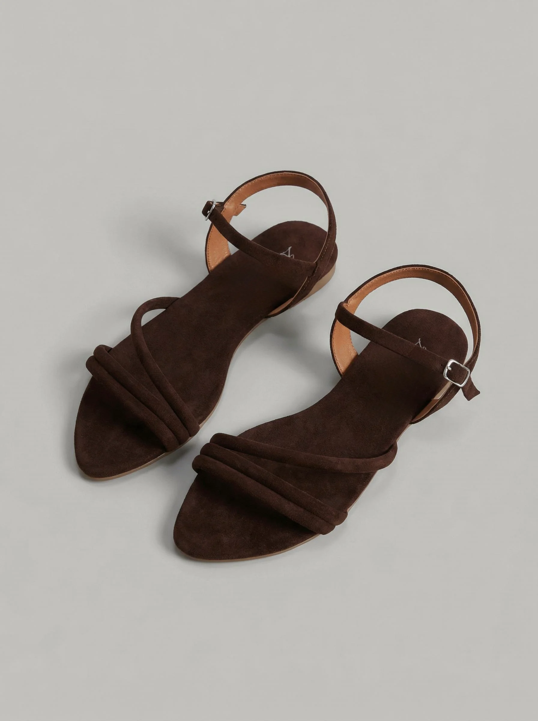 Alex Chocolate - Image 6