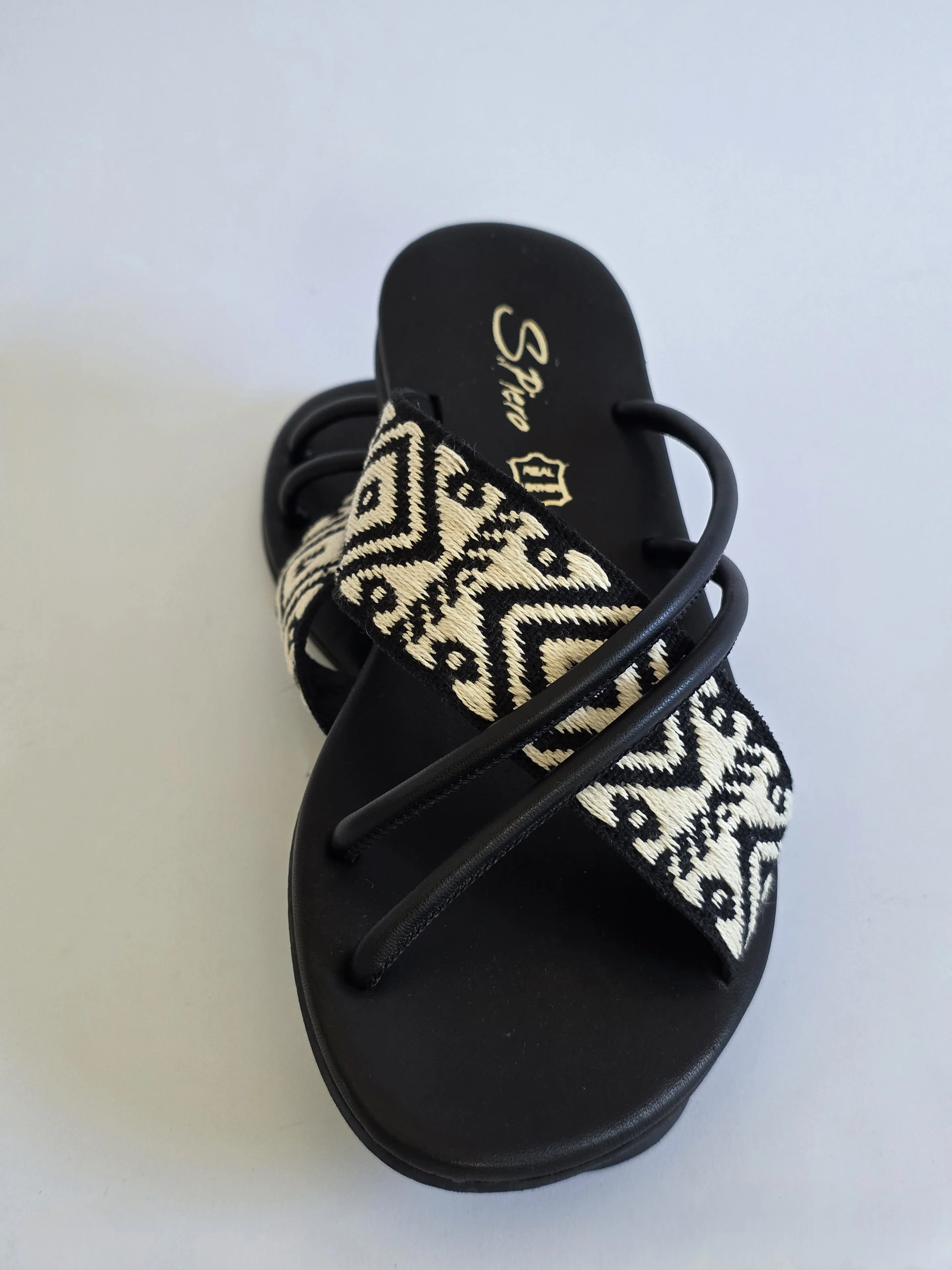 Alexios Black - Image 3