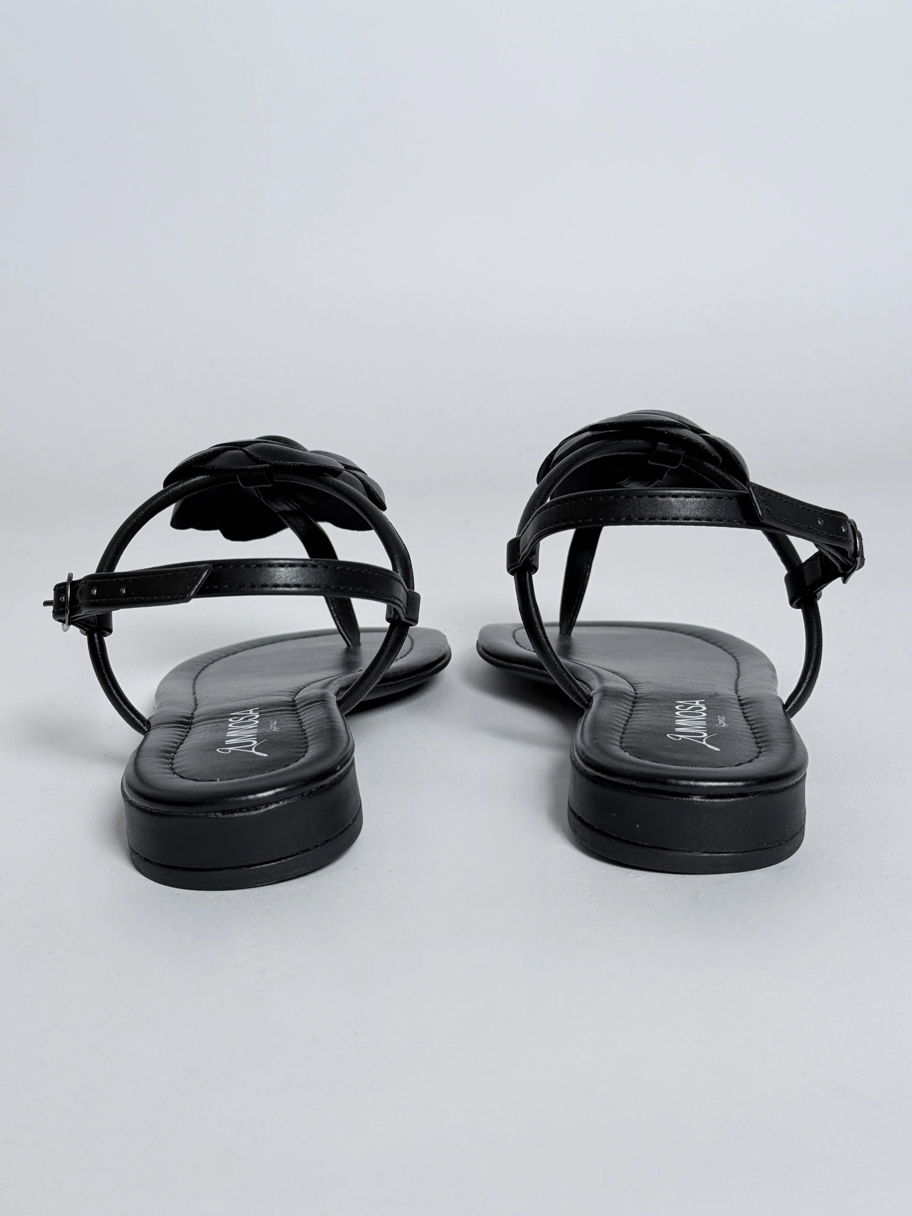 Annie Black - Image 6