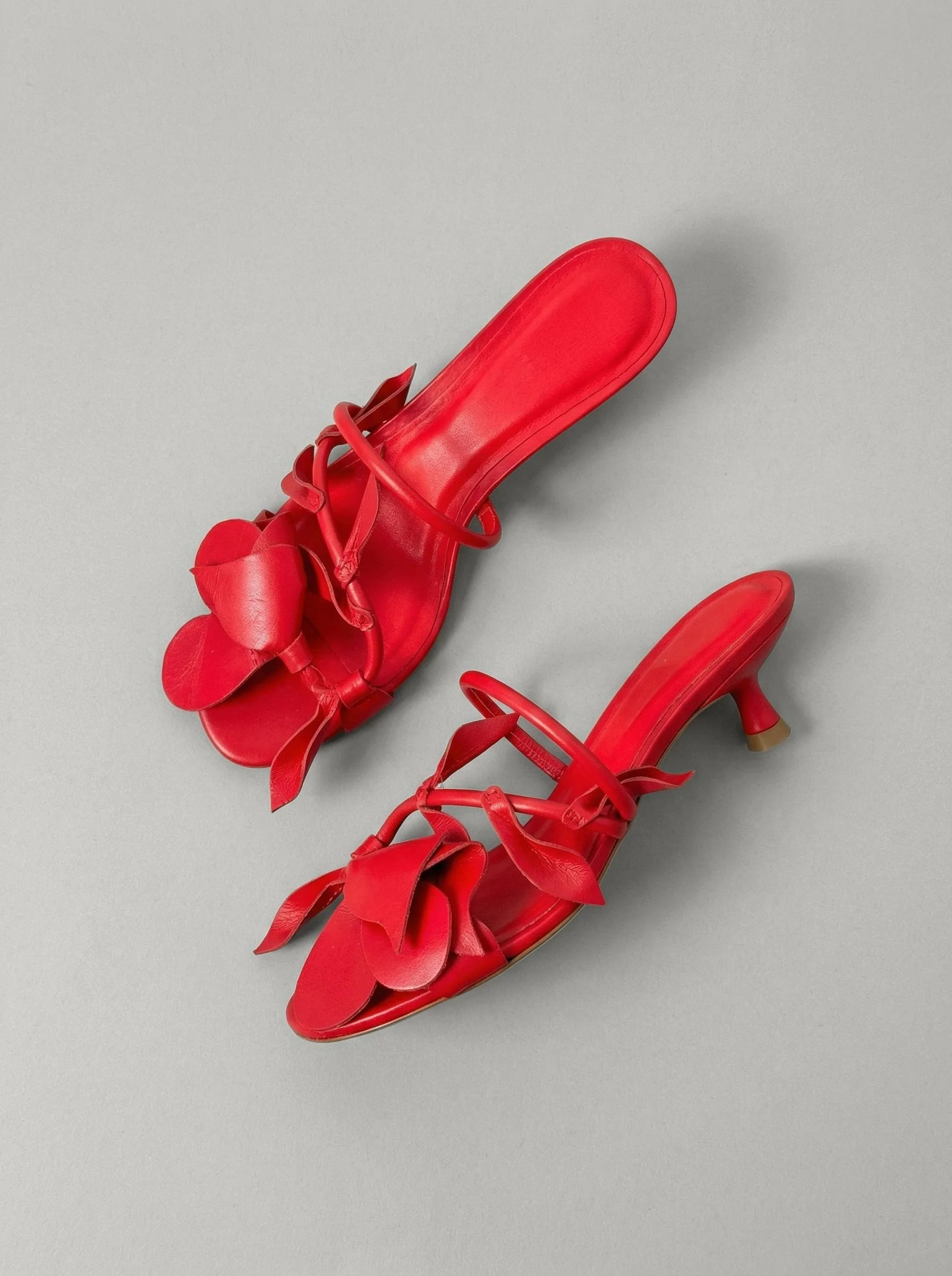 Capsule - Ashly Red