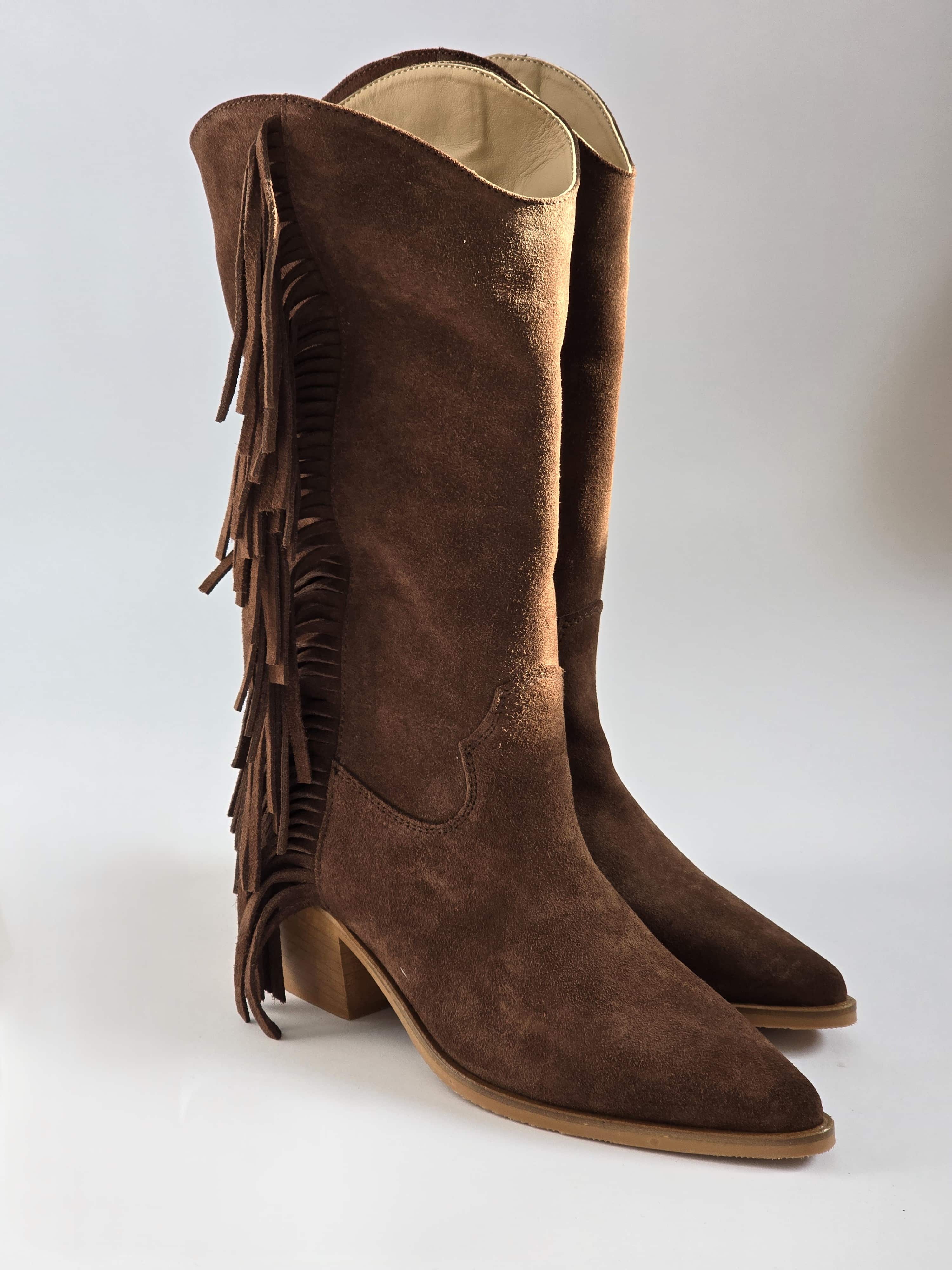 Aylin Suede Walnut - Image 3