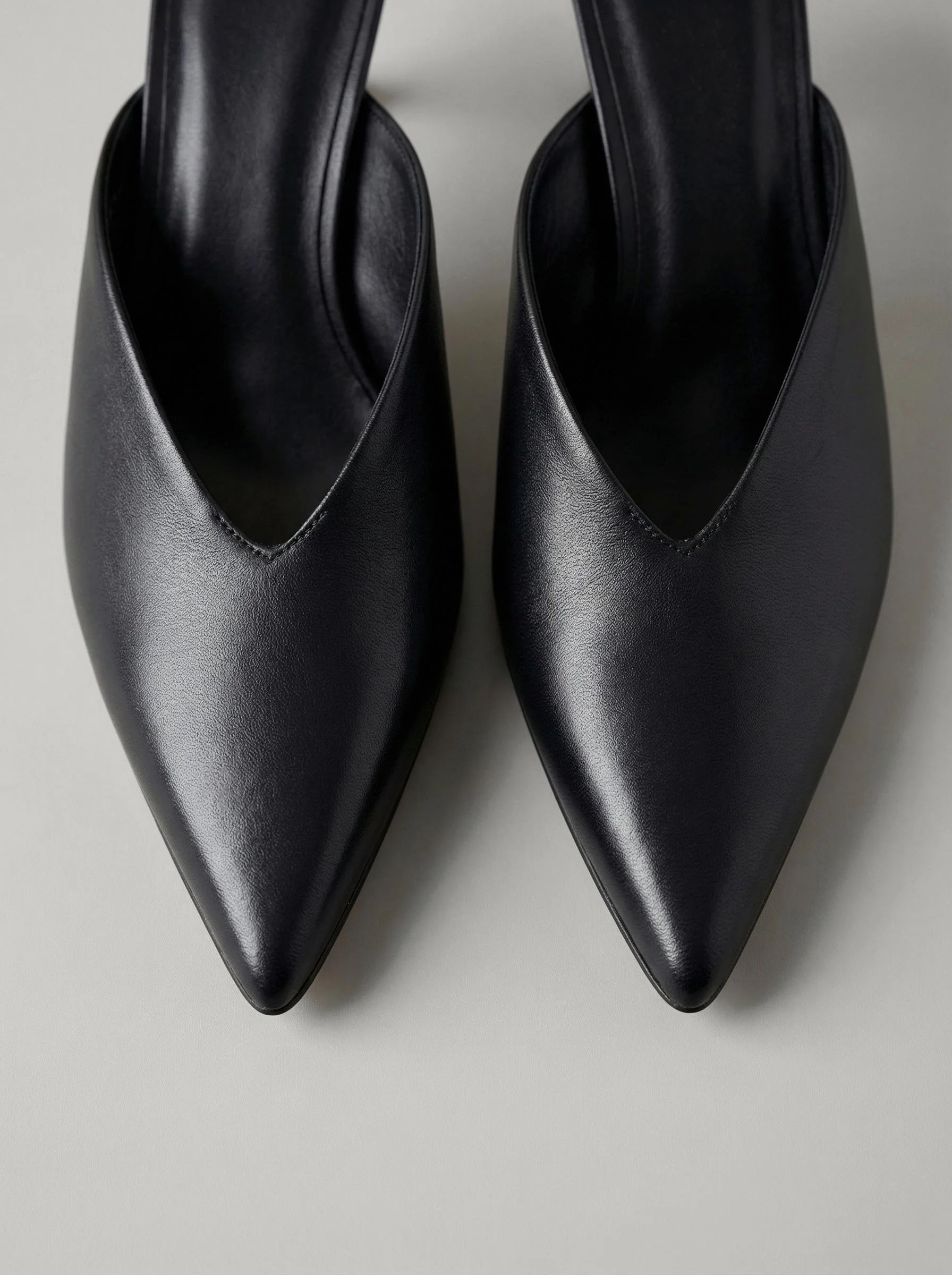 Capsule - Aveline Black - Image 8