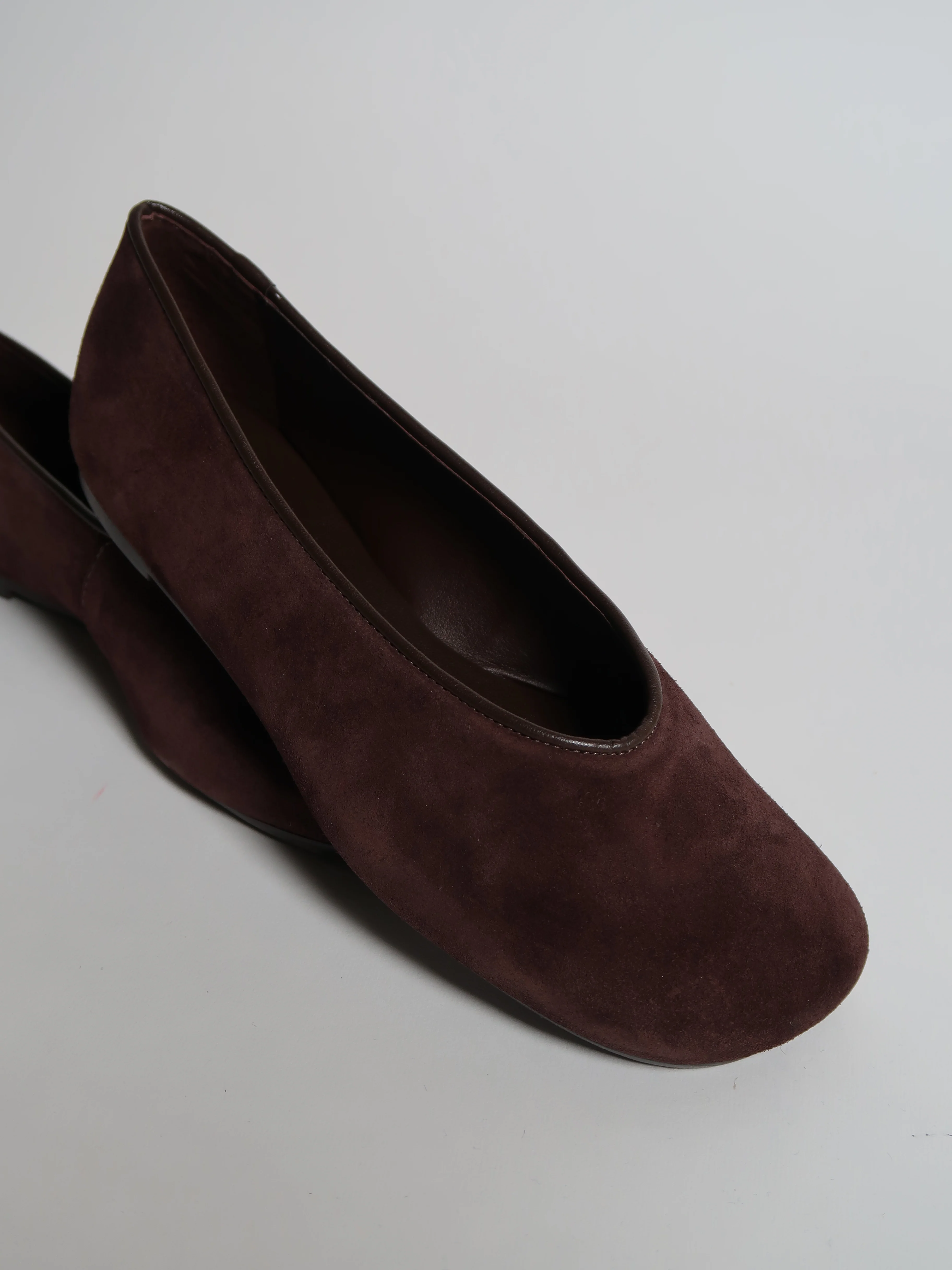 Capsule - Blair Chocolate - Image 5