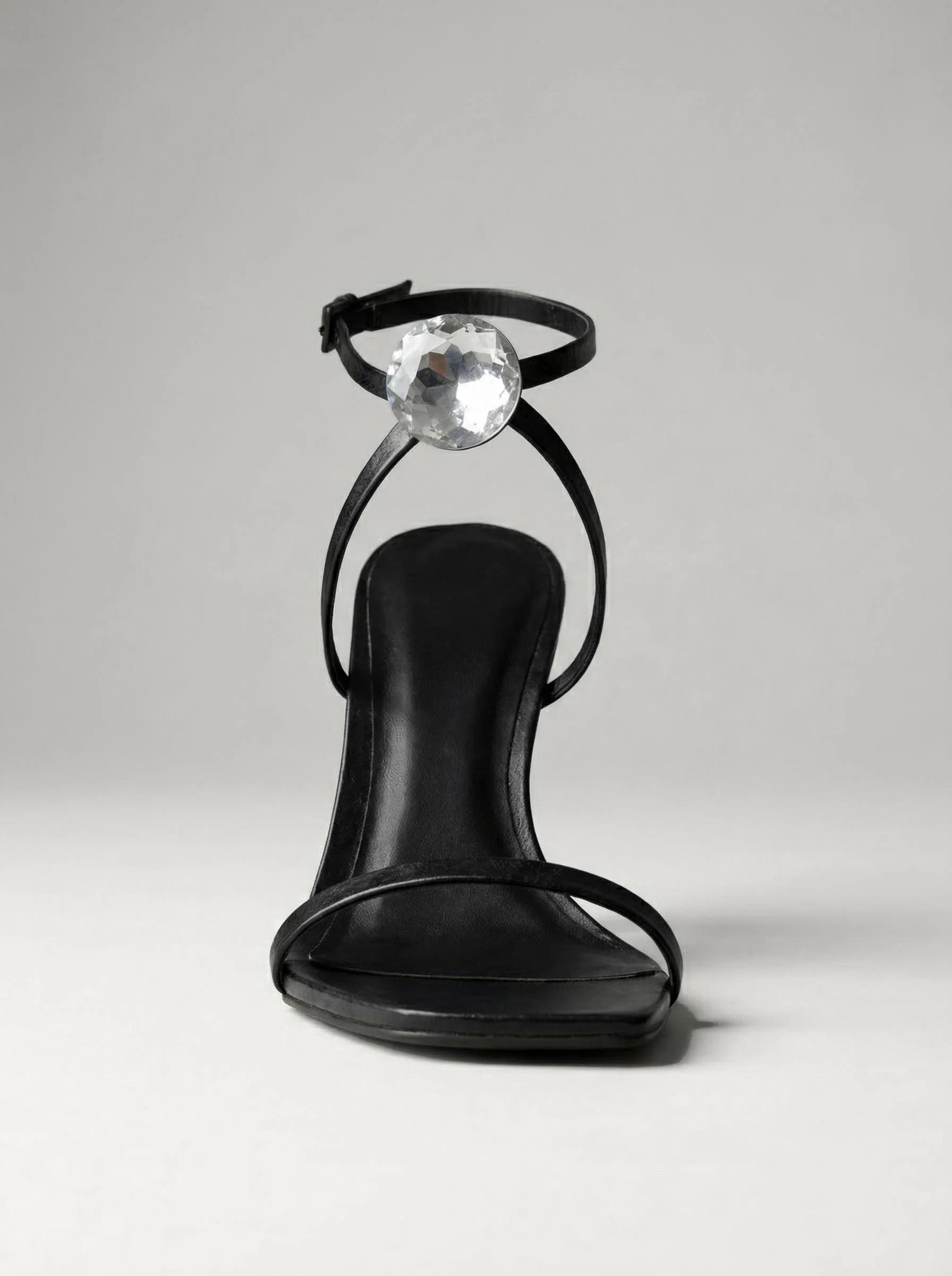 Capsule - Clari Black - Image 4