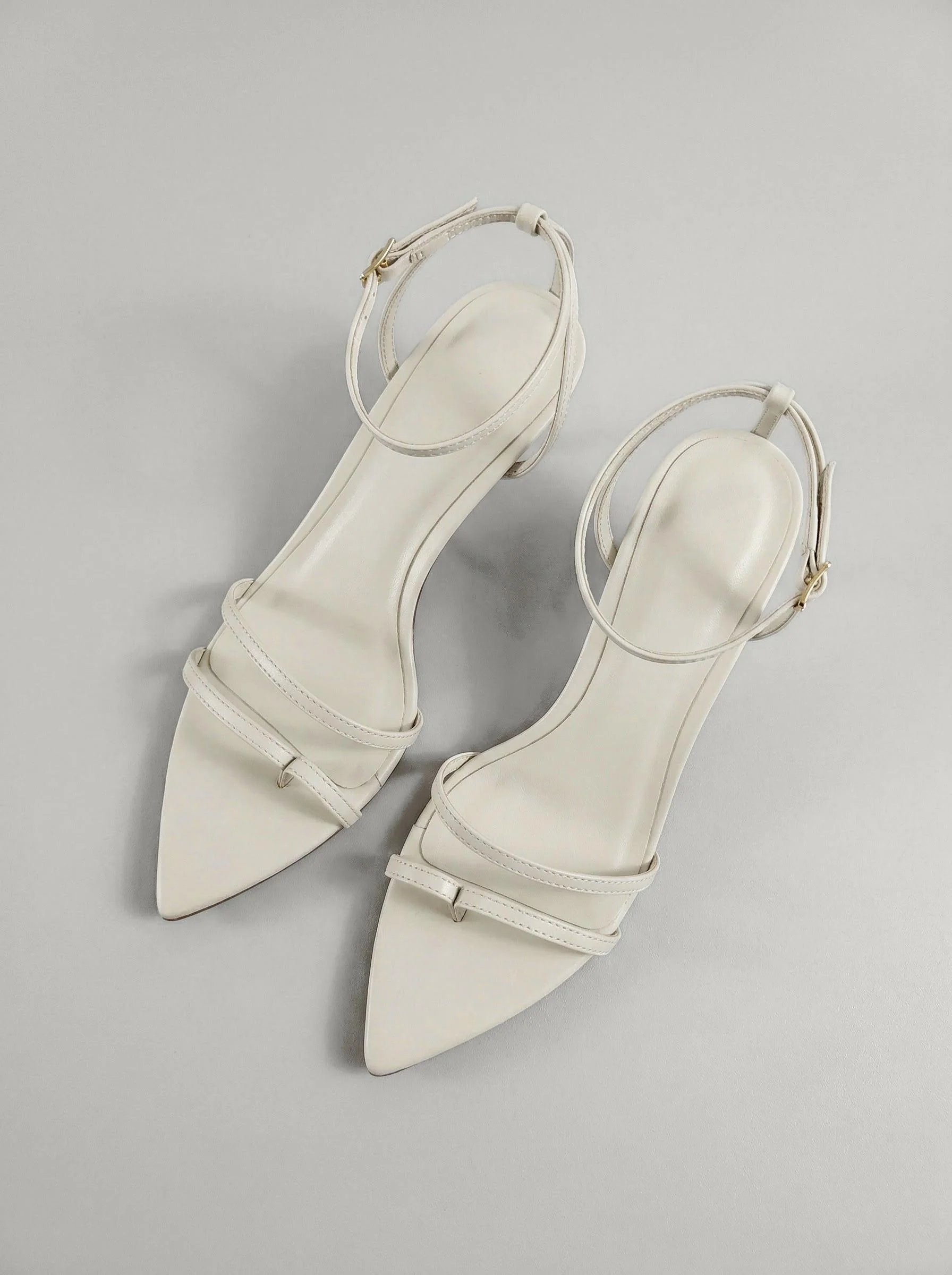 Capsule - Coralie Off White