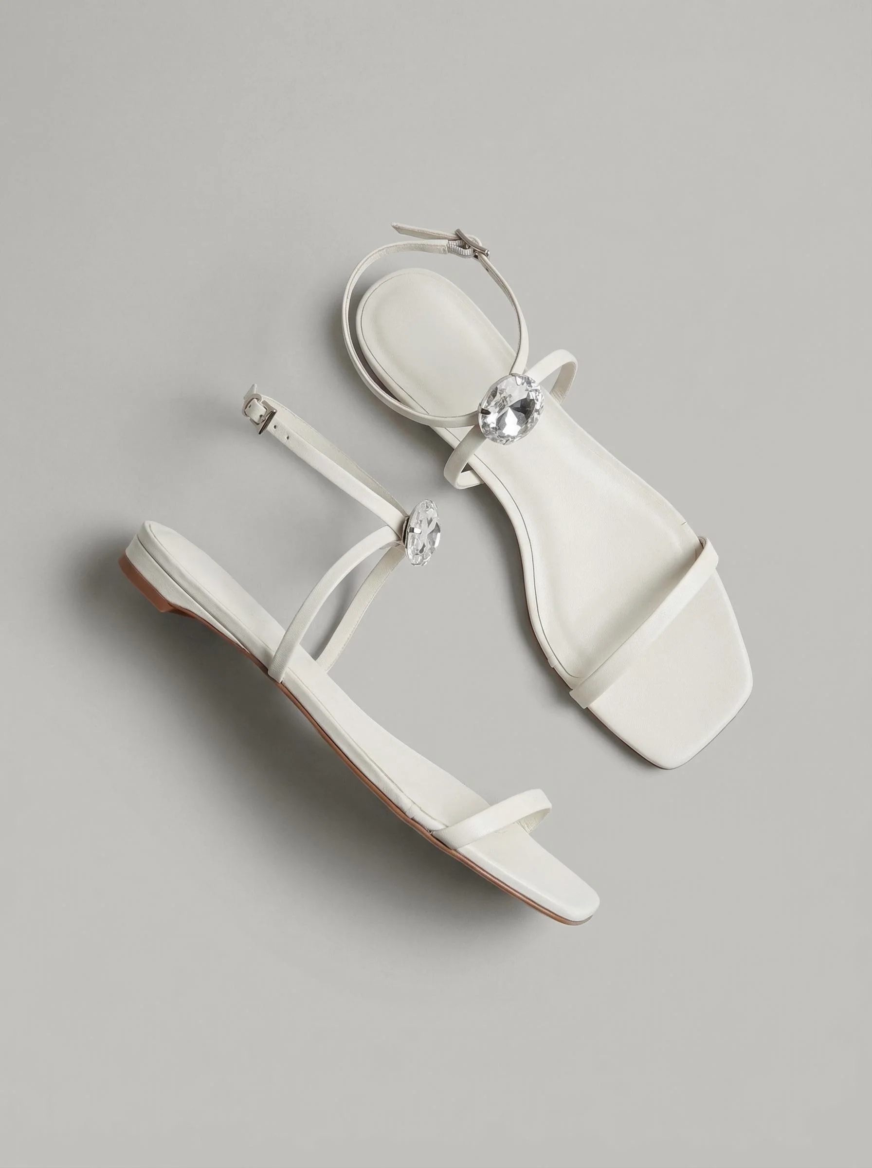 Capsule - Kaia White - Image 4