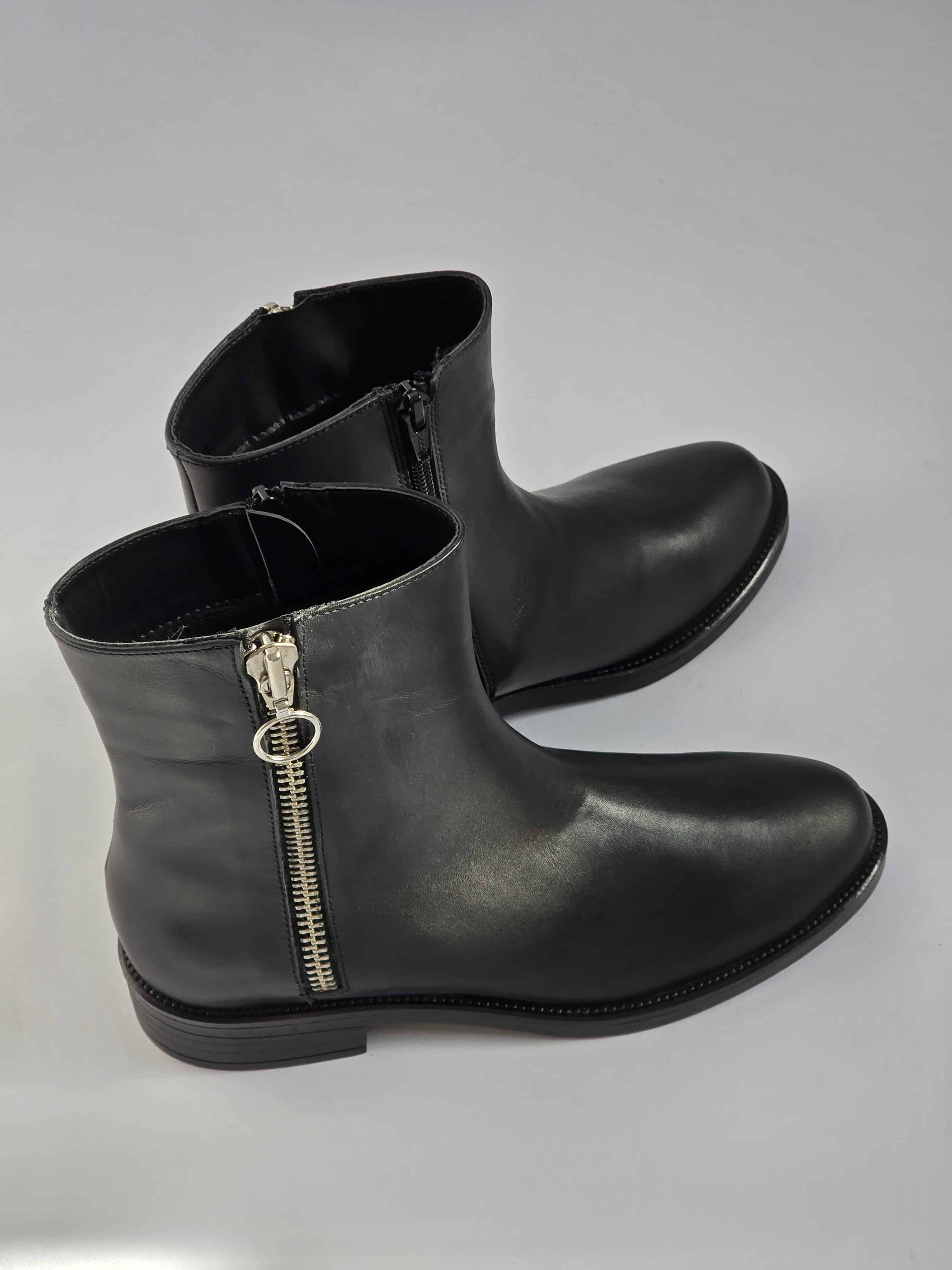 Eden Black - Image 4
