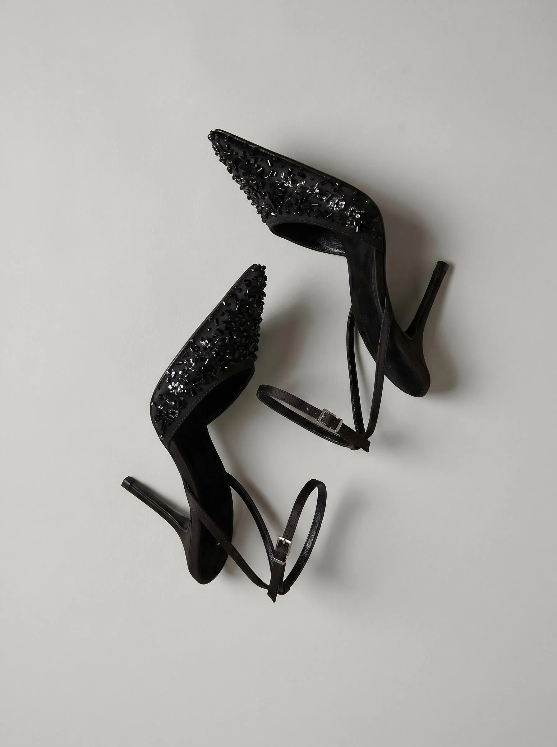 Esmeralda Black - Image 4