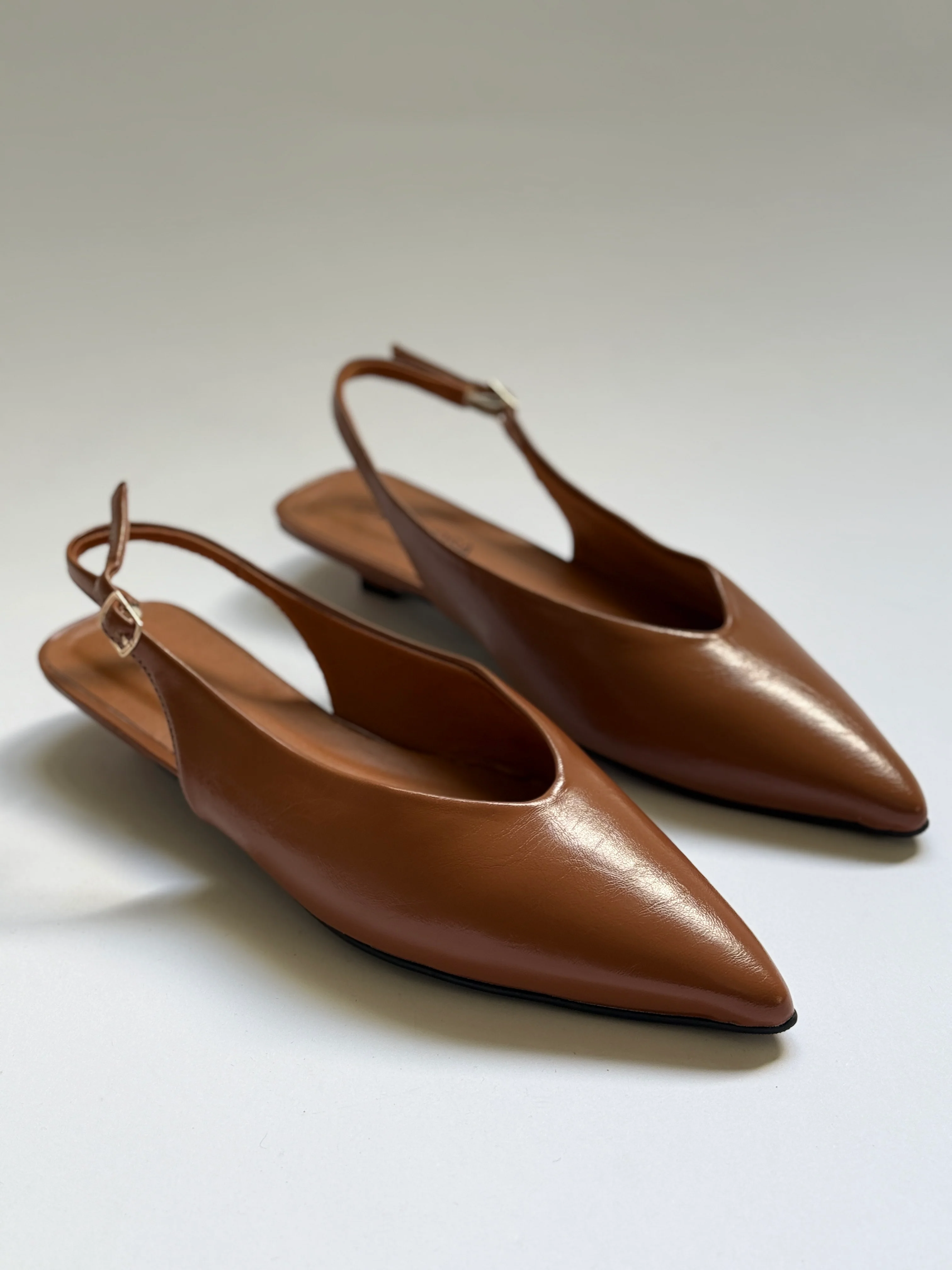 Geena Brown - Image 5