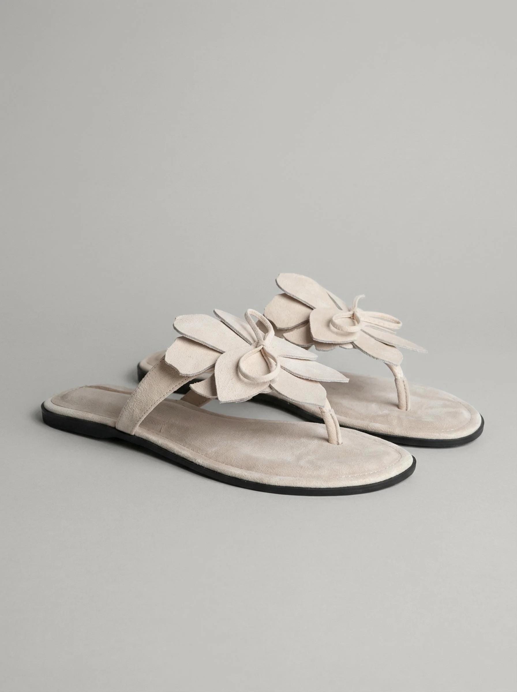 Granada Off White - Image 8