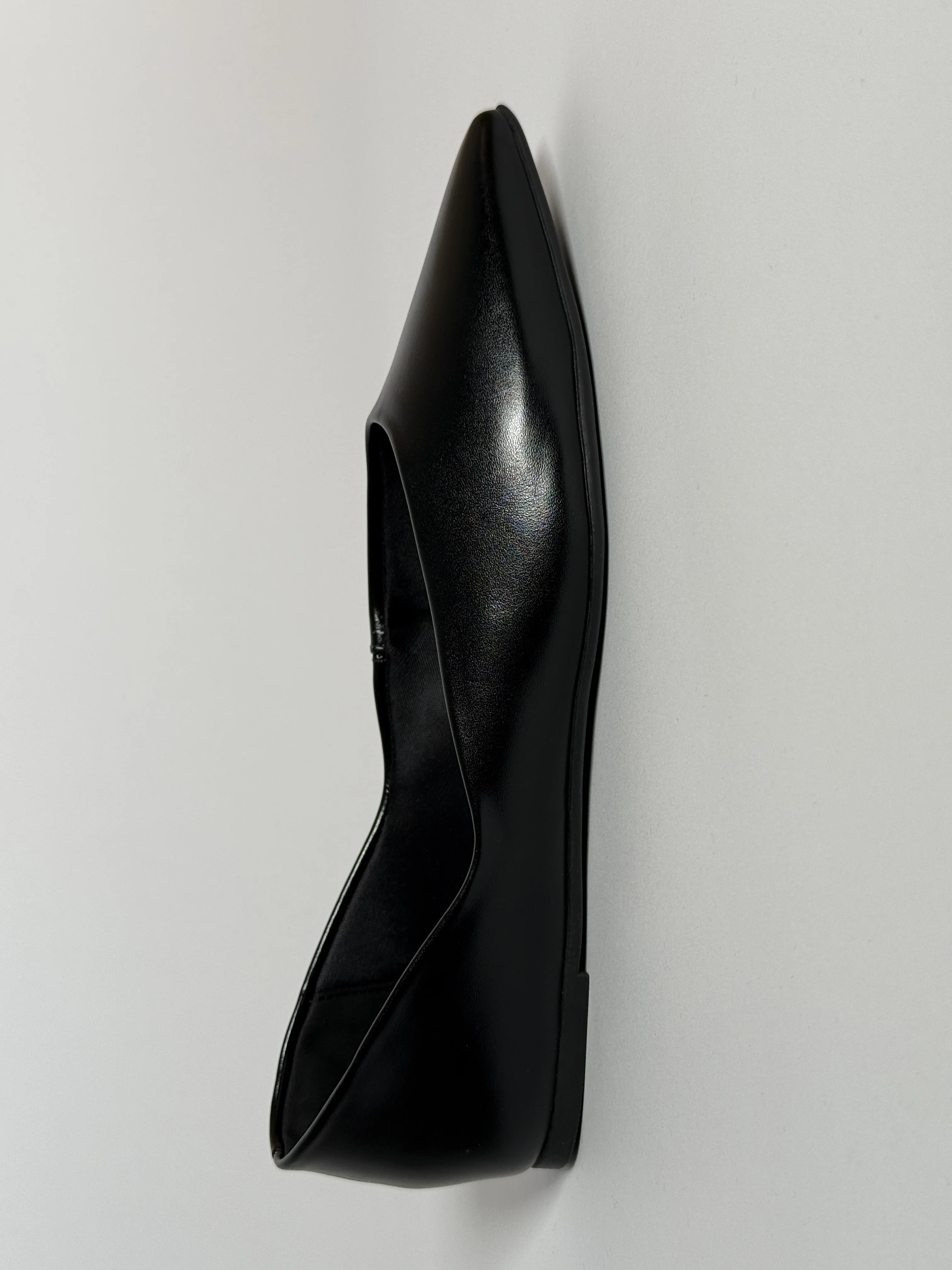 Indy Black - Image 3