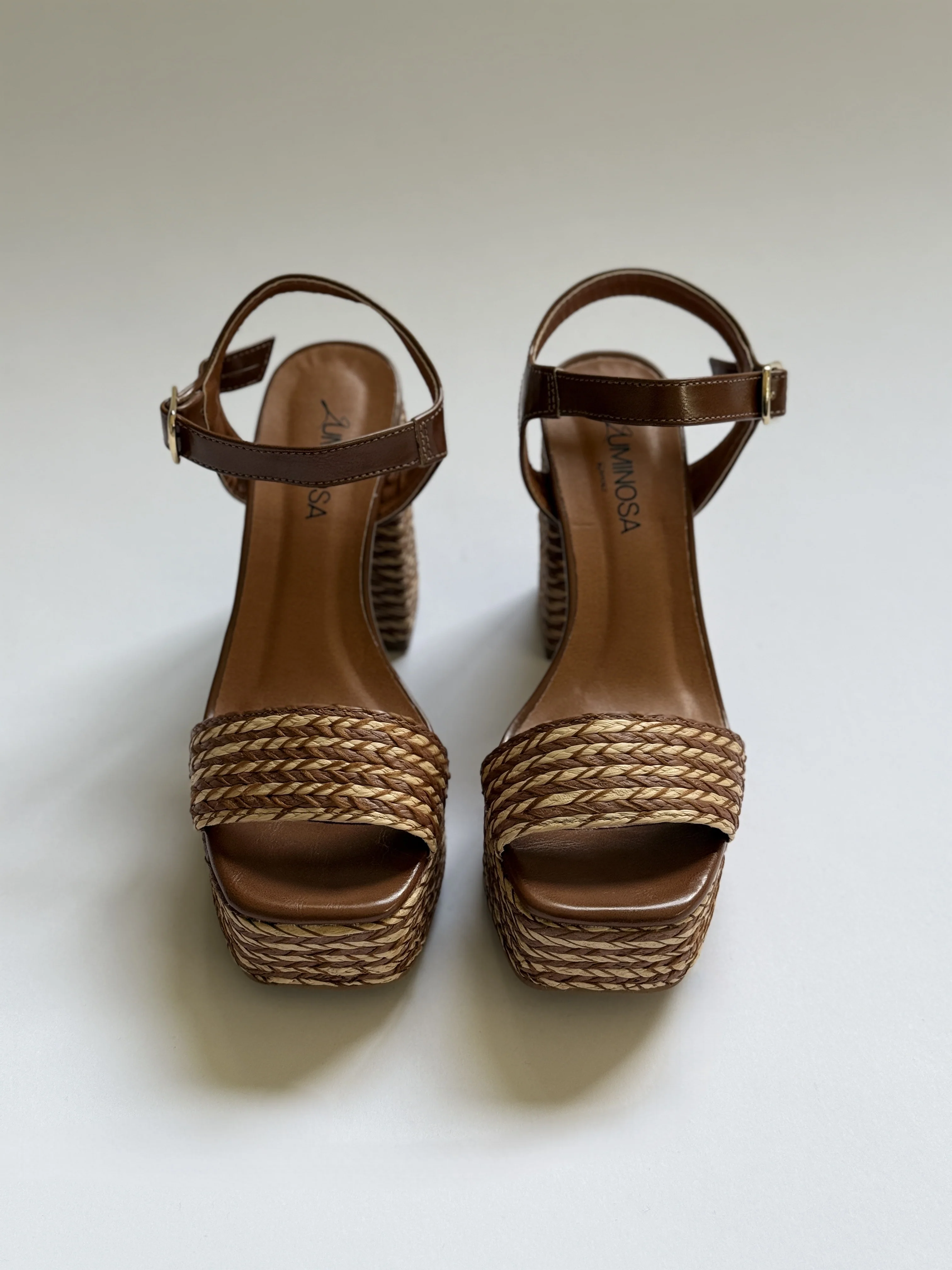 Isla Caramel - Image 2