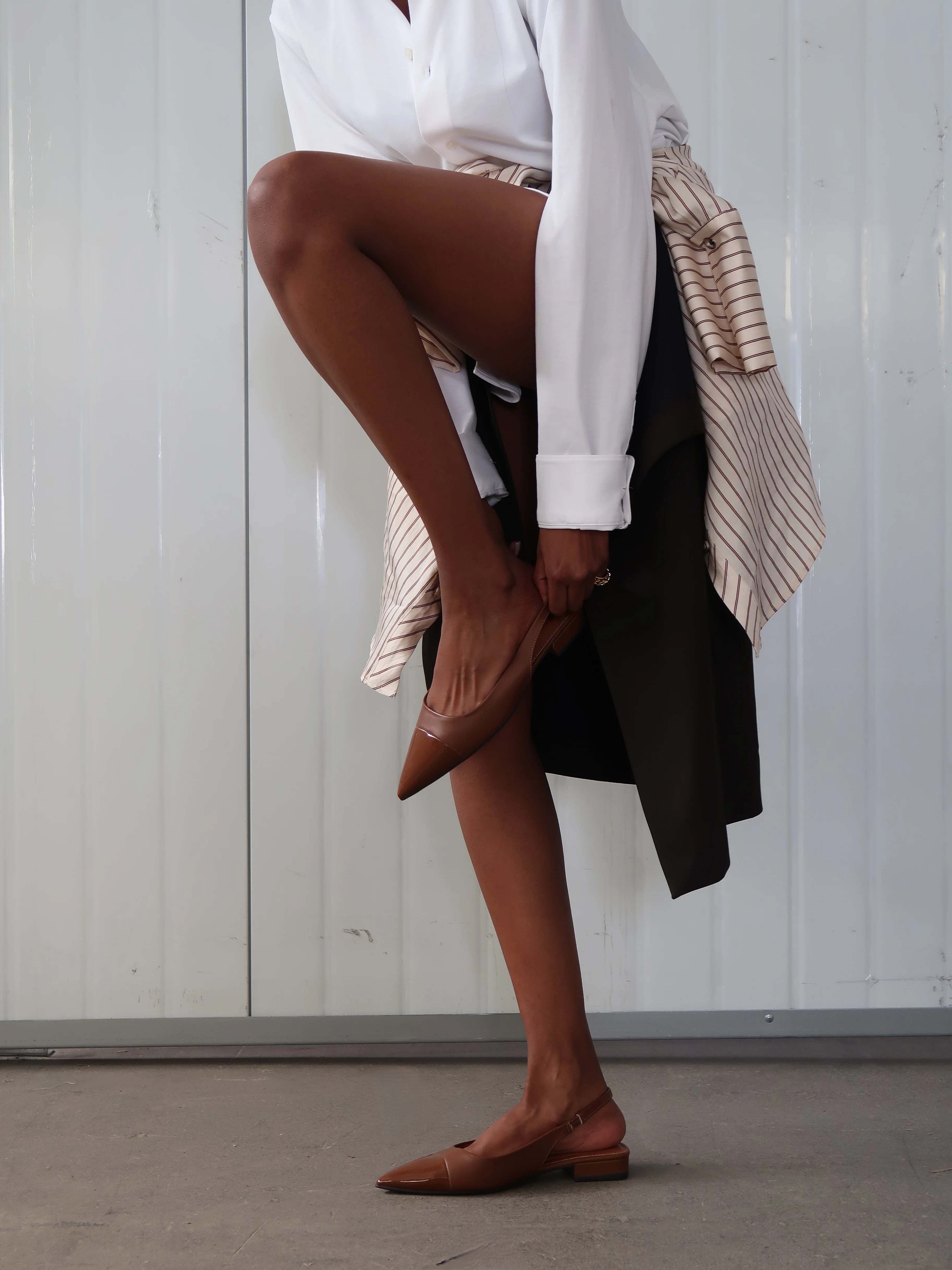 Kira Brown Patent - Image 4
