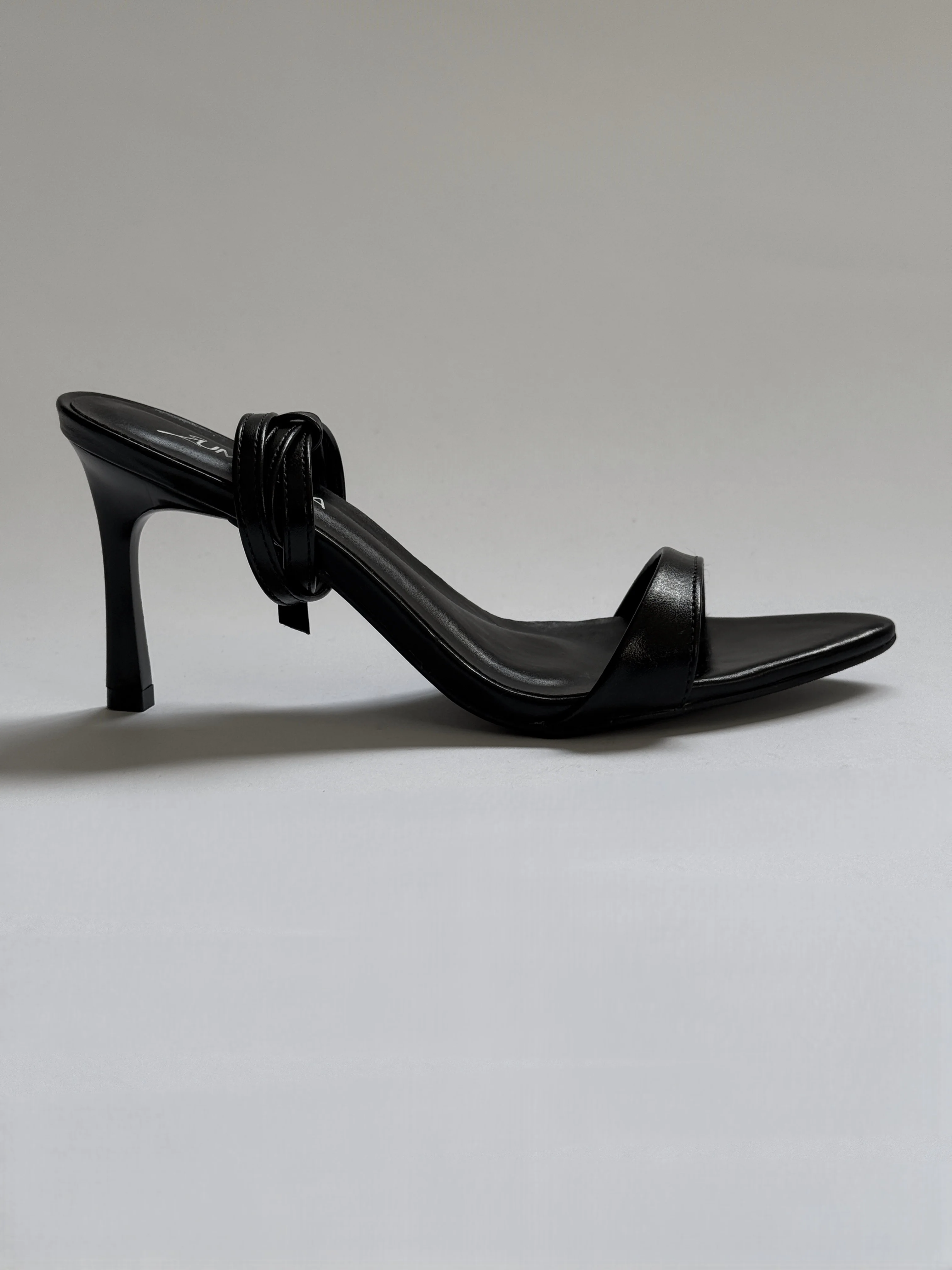 Lexley Black - Image 3
