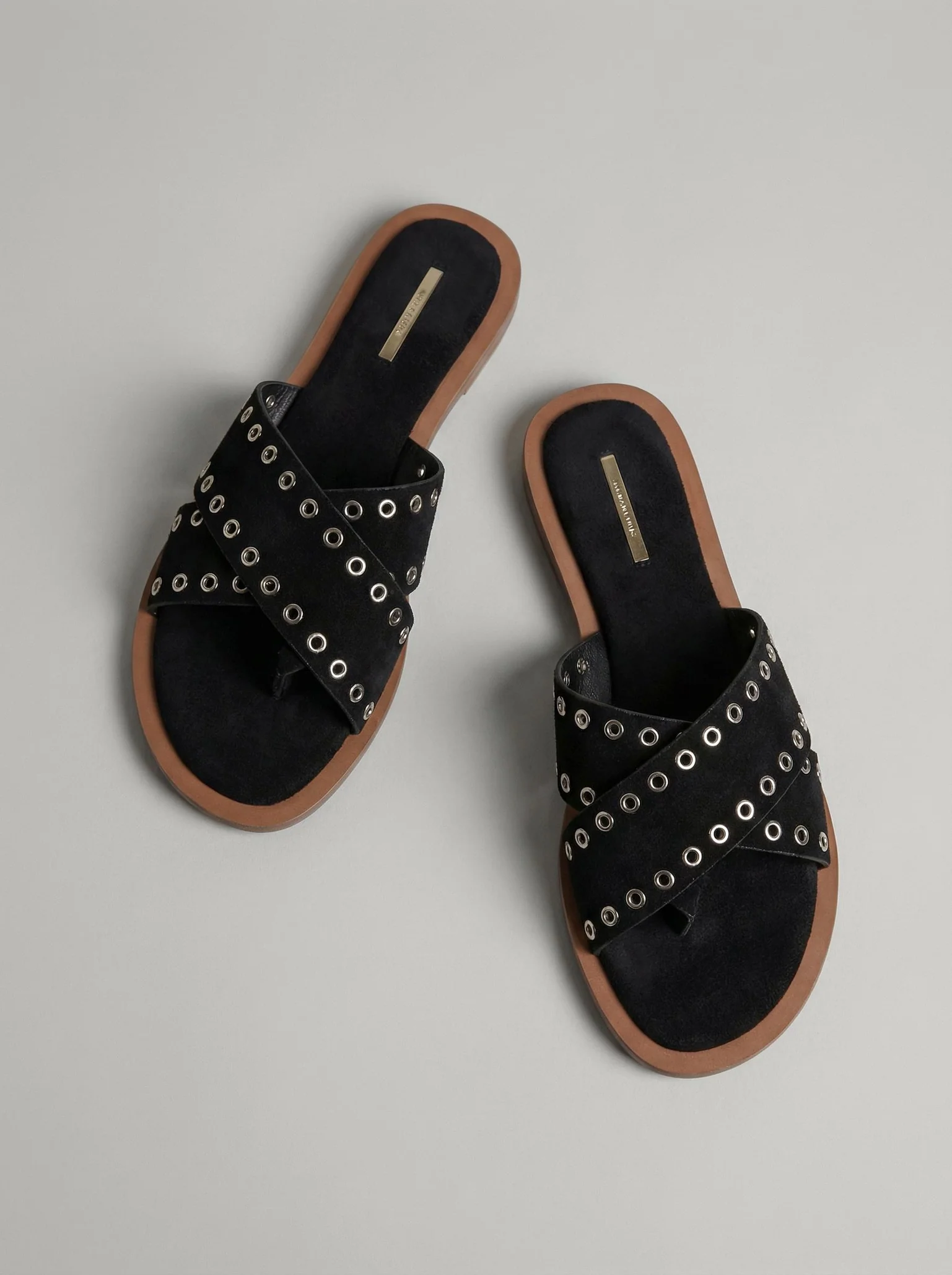 Lola Black - Image 4