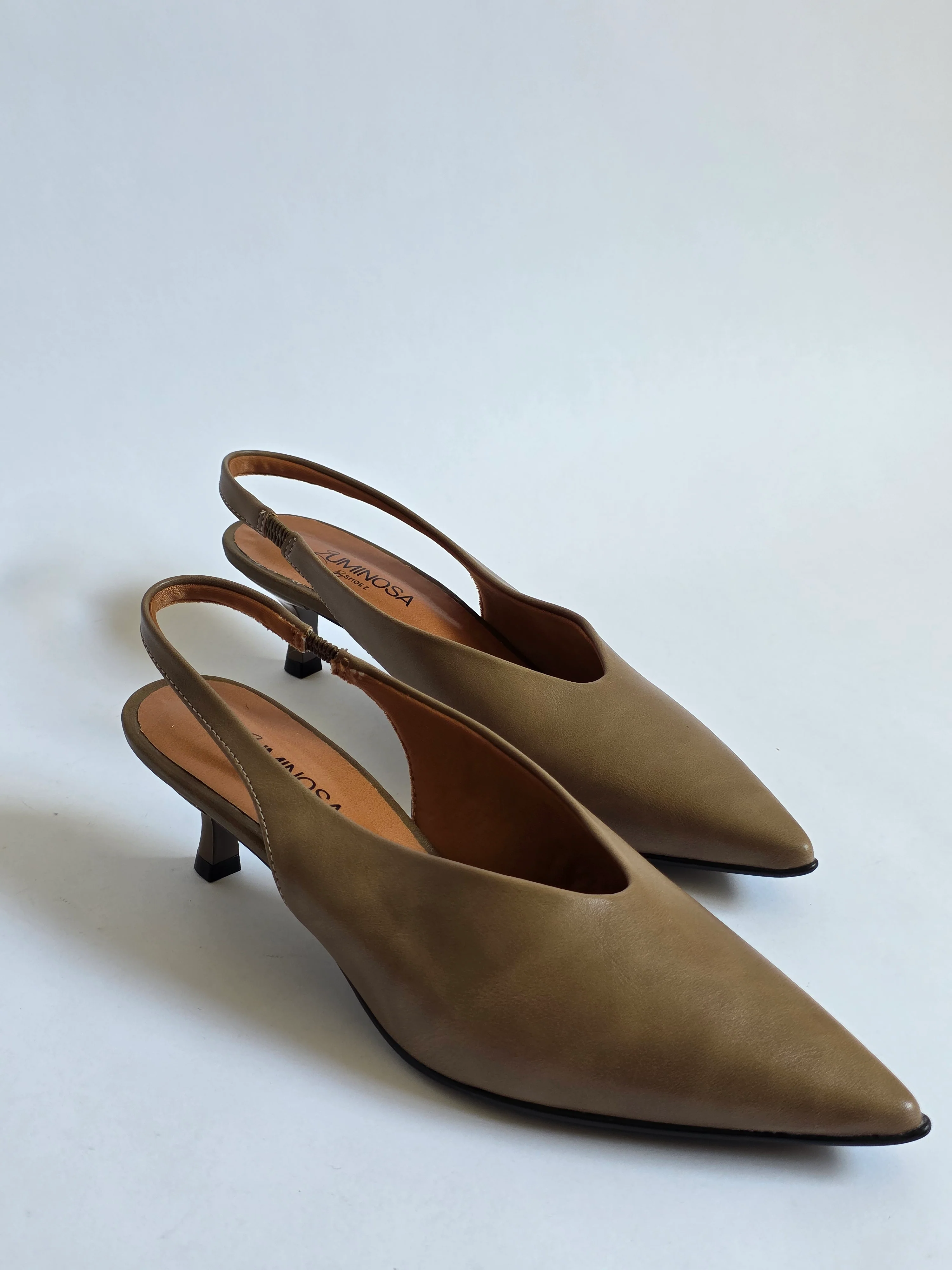 Lora Cedro - Image 3