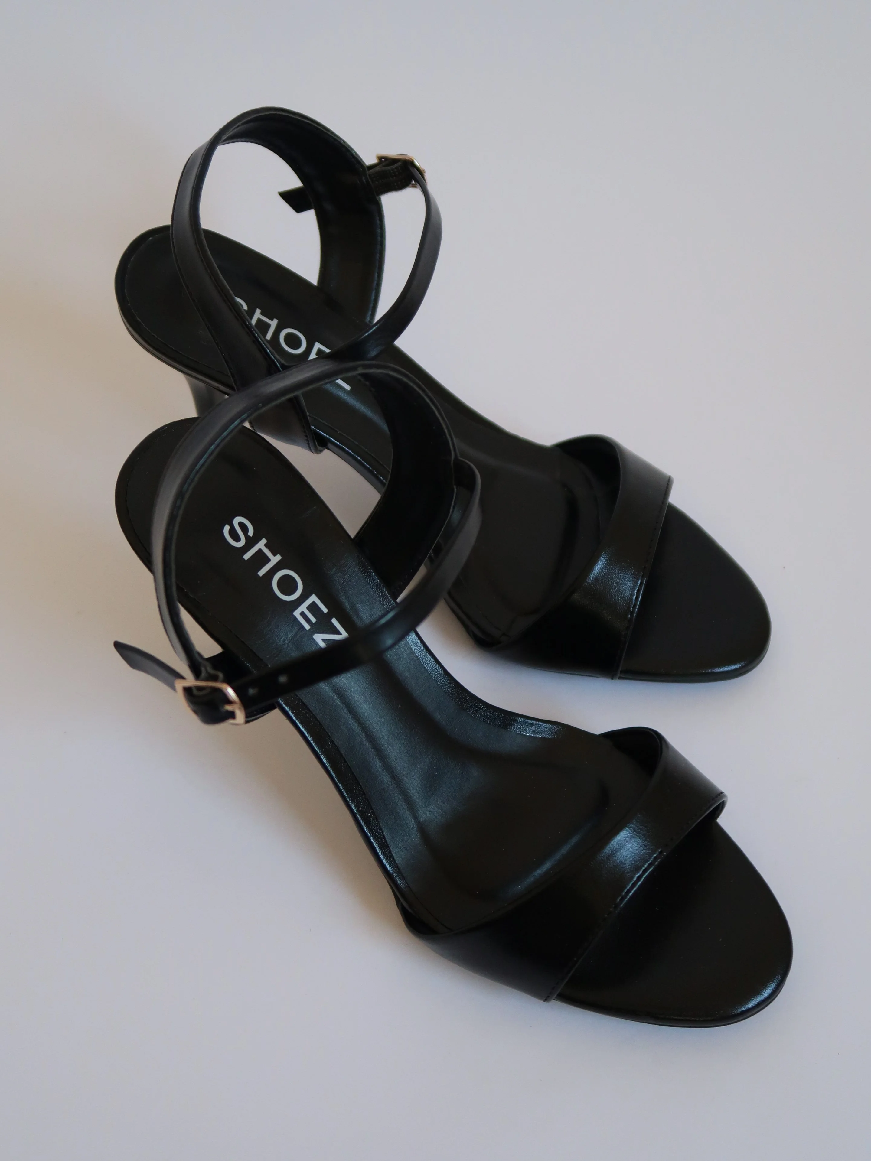 Lovette Black - Image 3