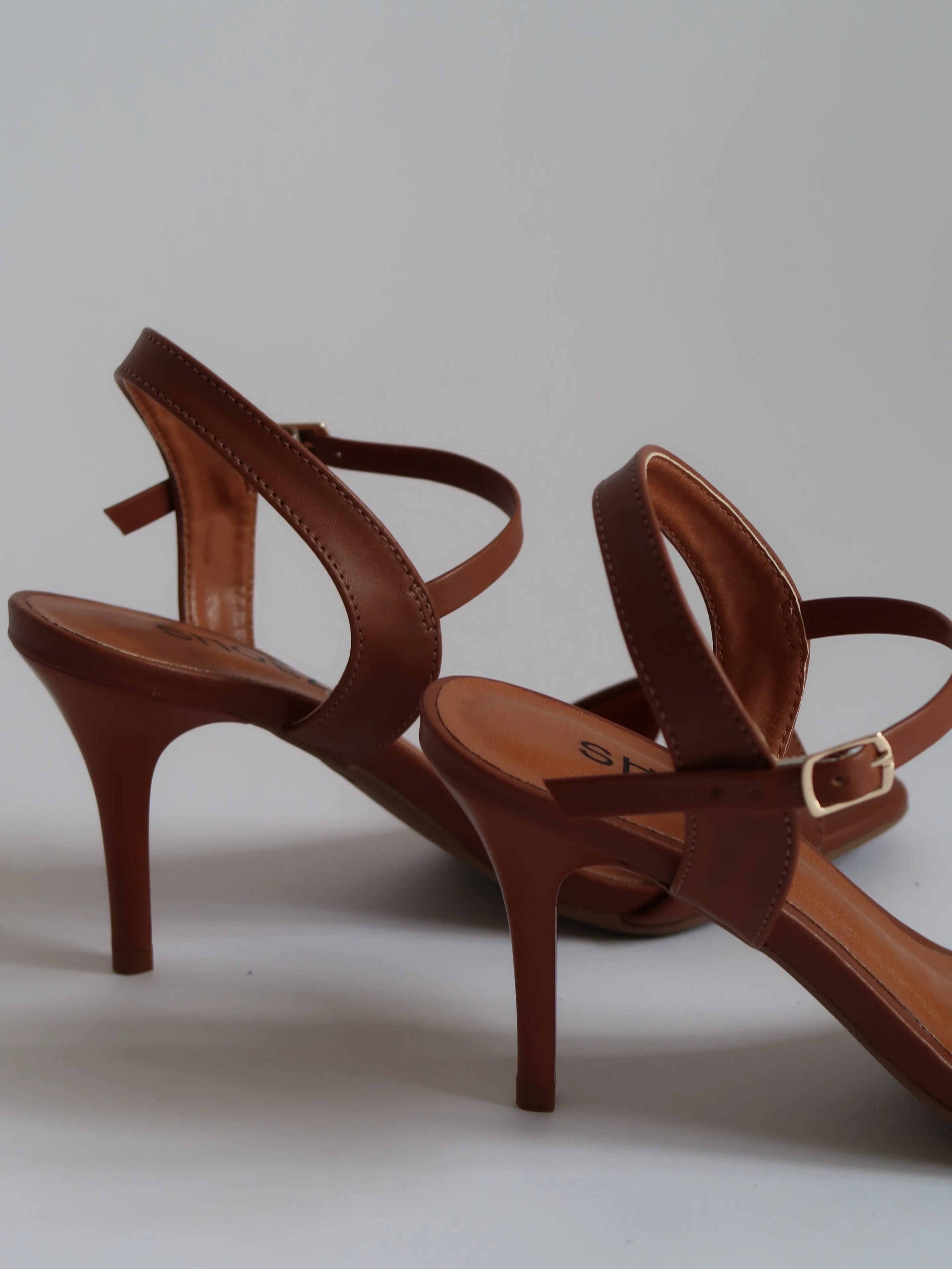 Lovette Brown - Image 5
