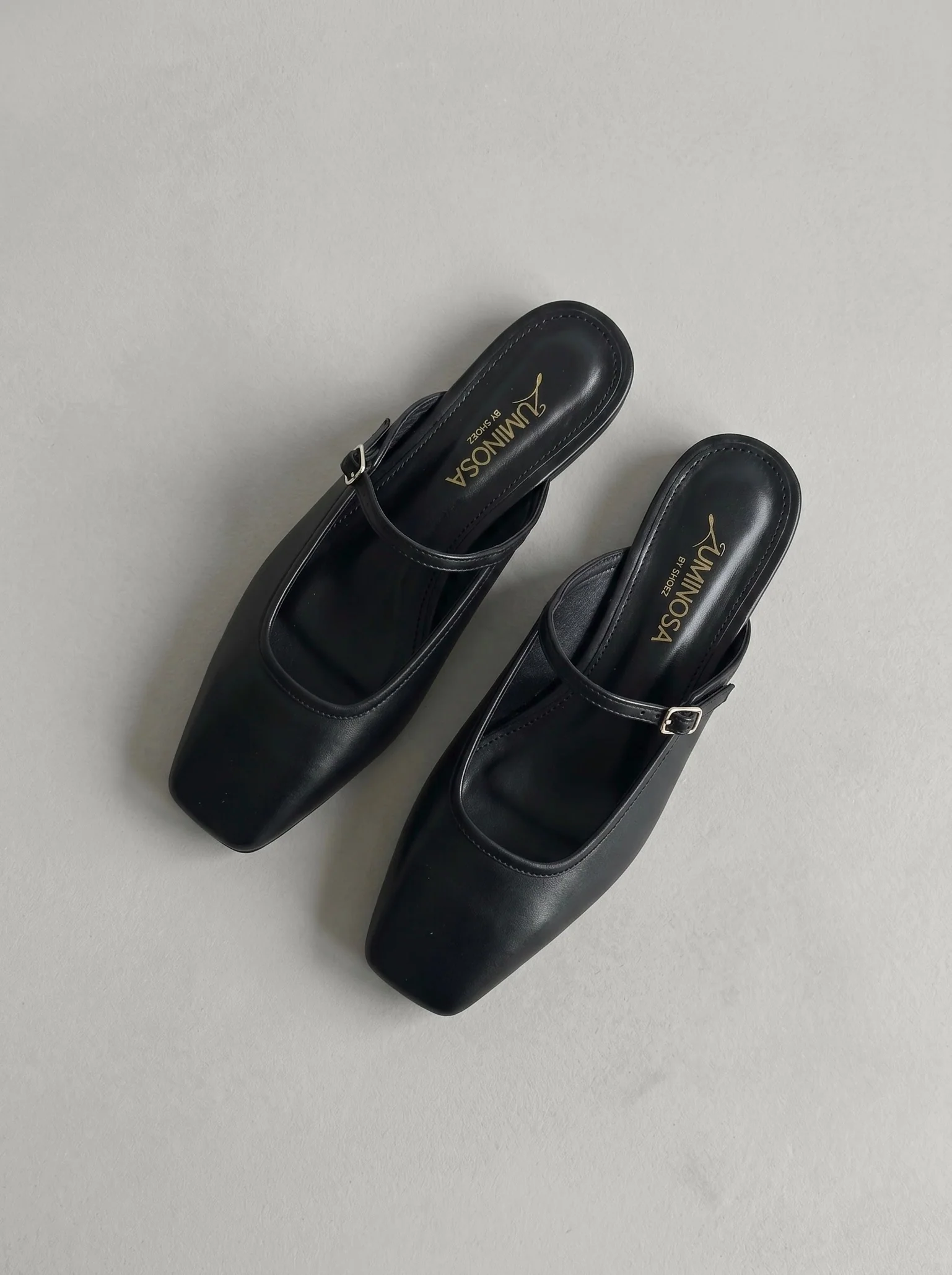 Luchia Black - Image 4