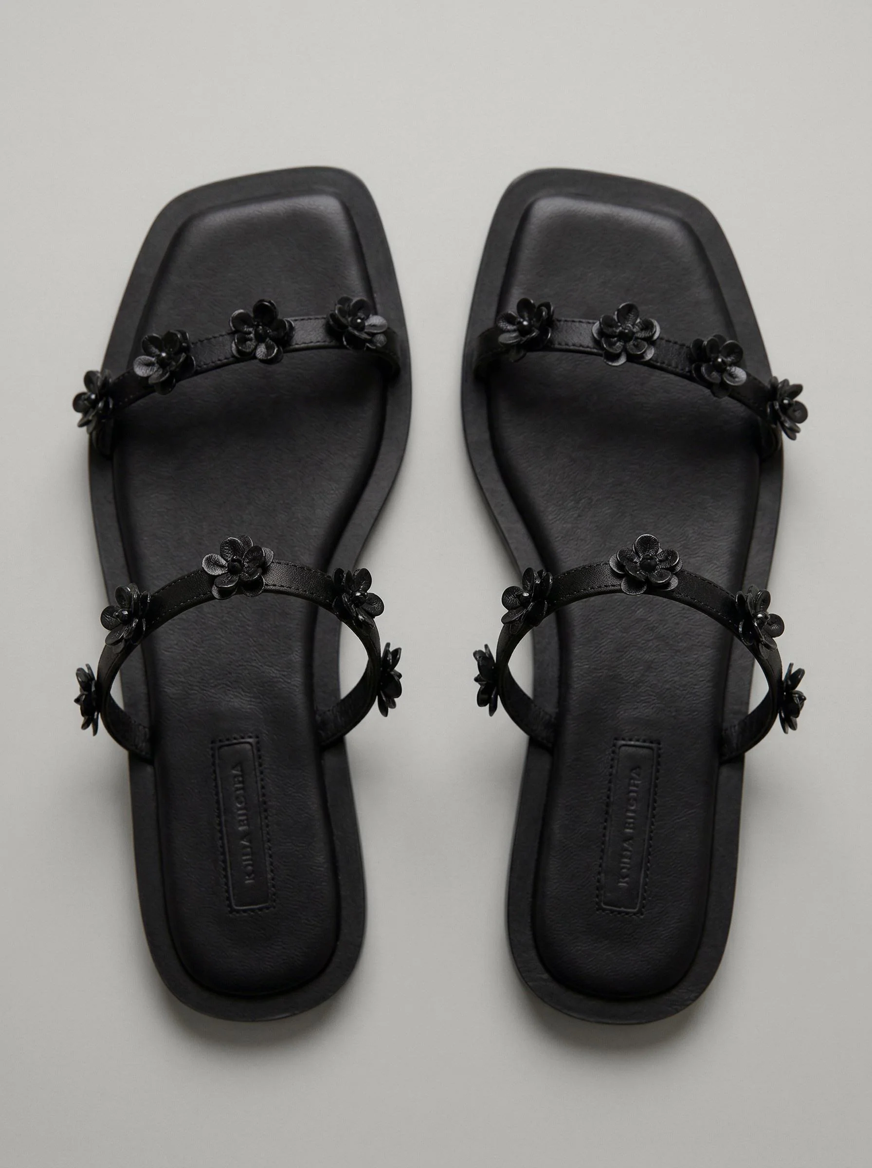 Maris Black - Image 4