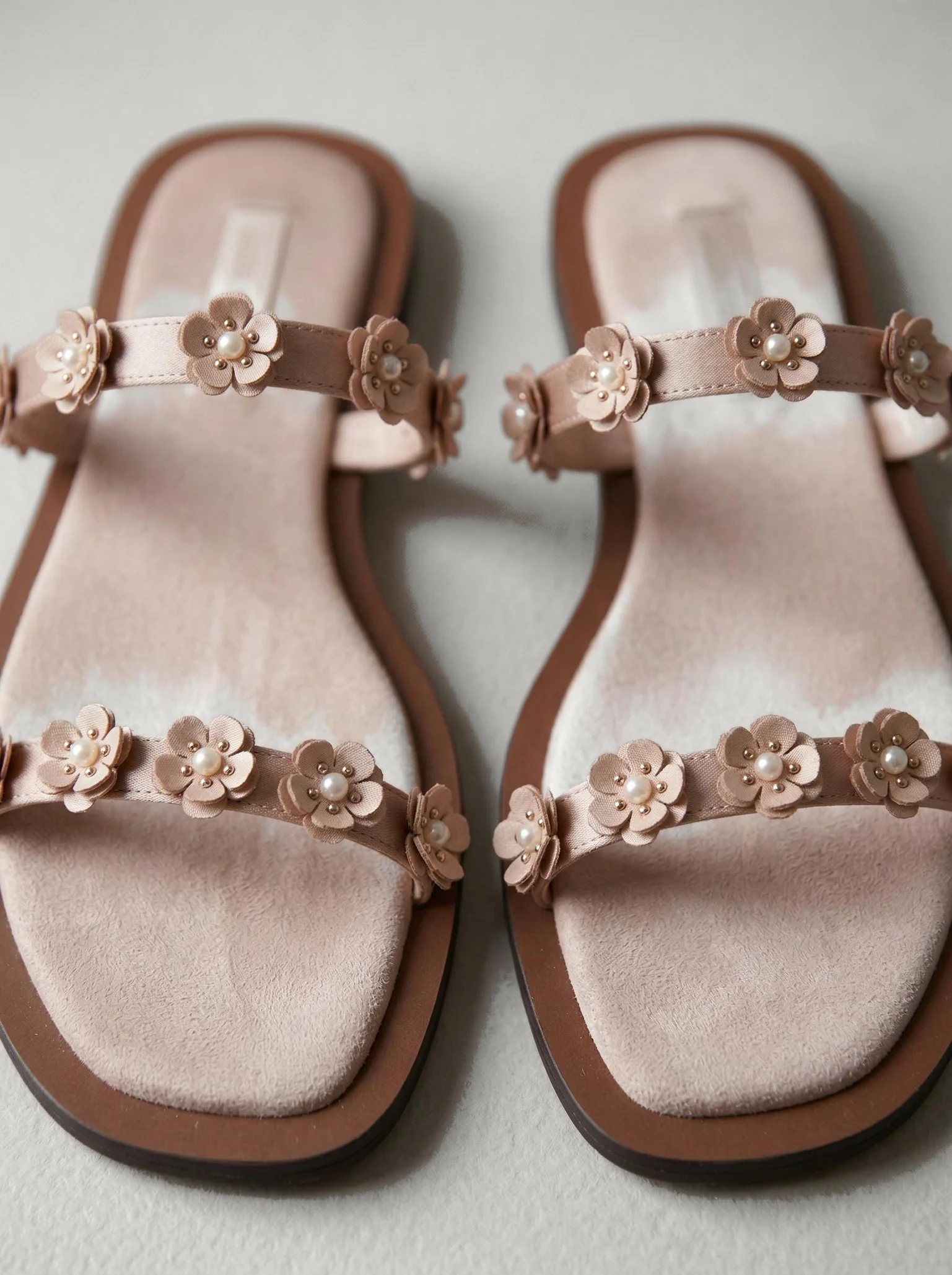 Maris Pink Blush - Image 3