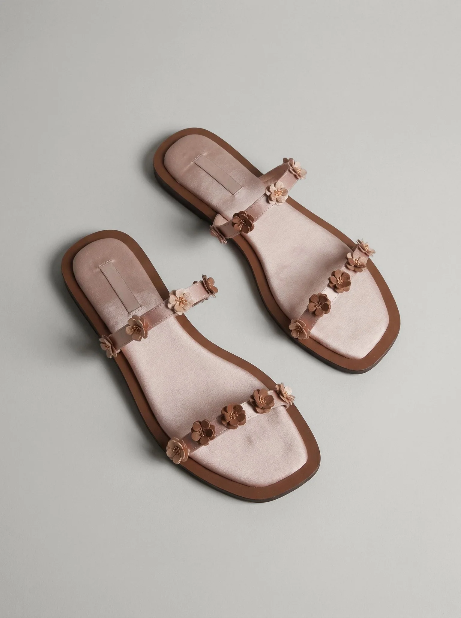 Maris Pink Blush - Image 6
