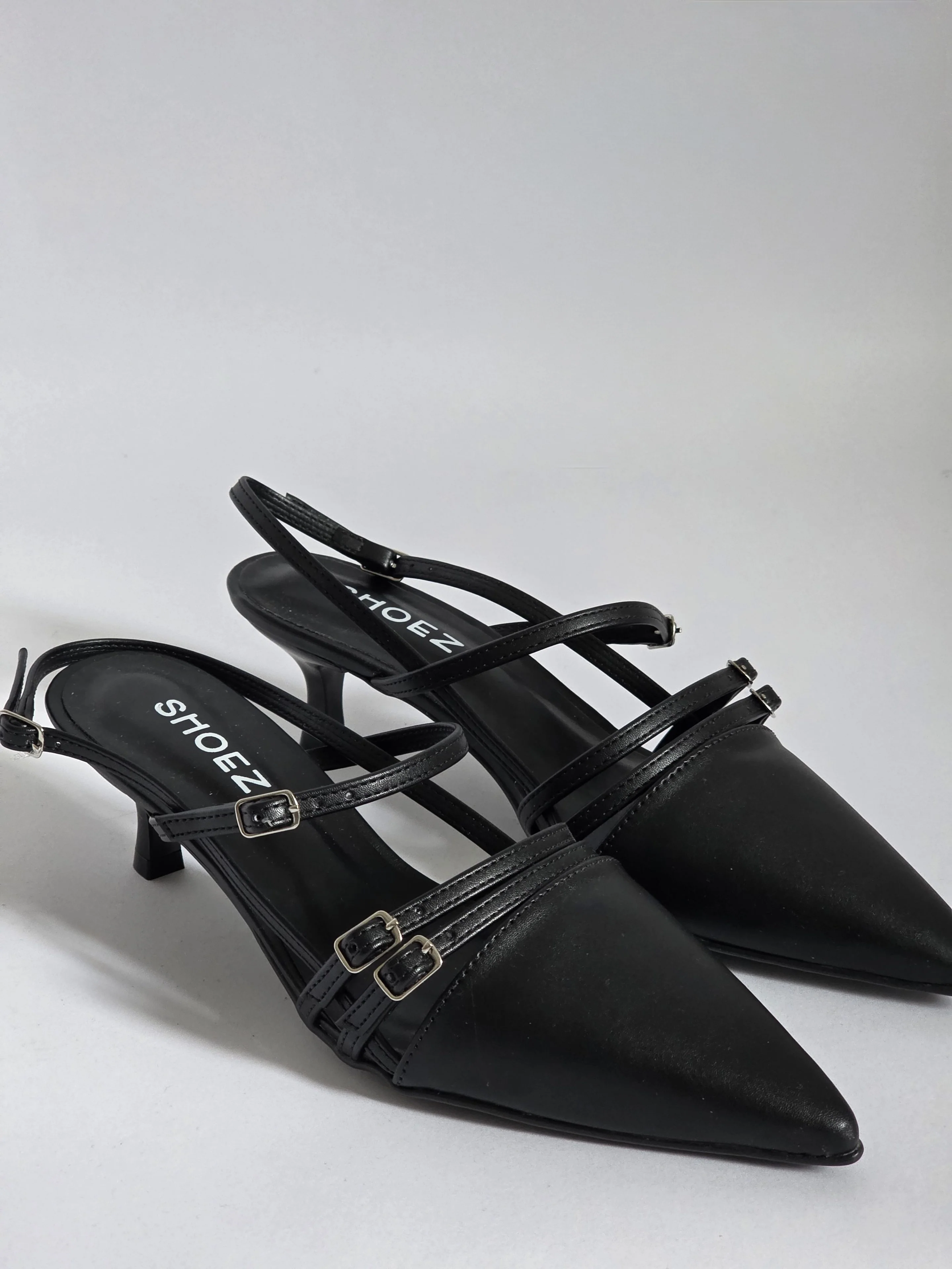 Nora Black - Image 5