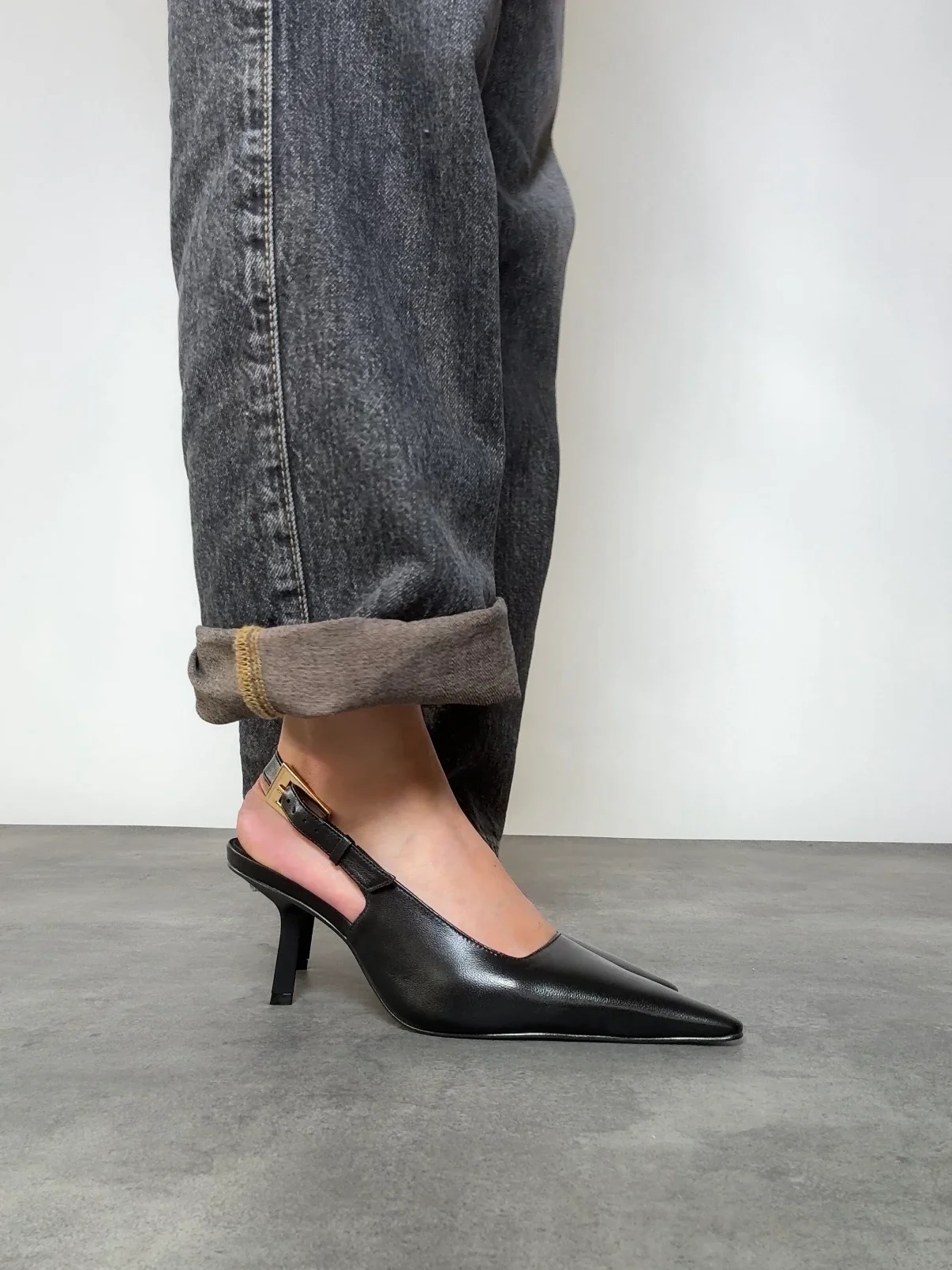 Capsule - Colleta Black - Image 7
