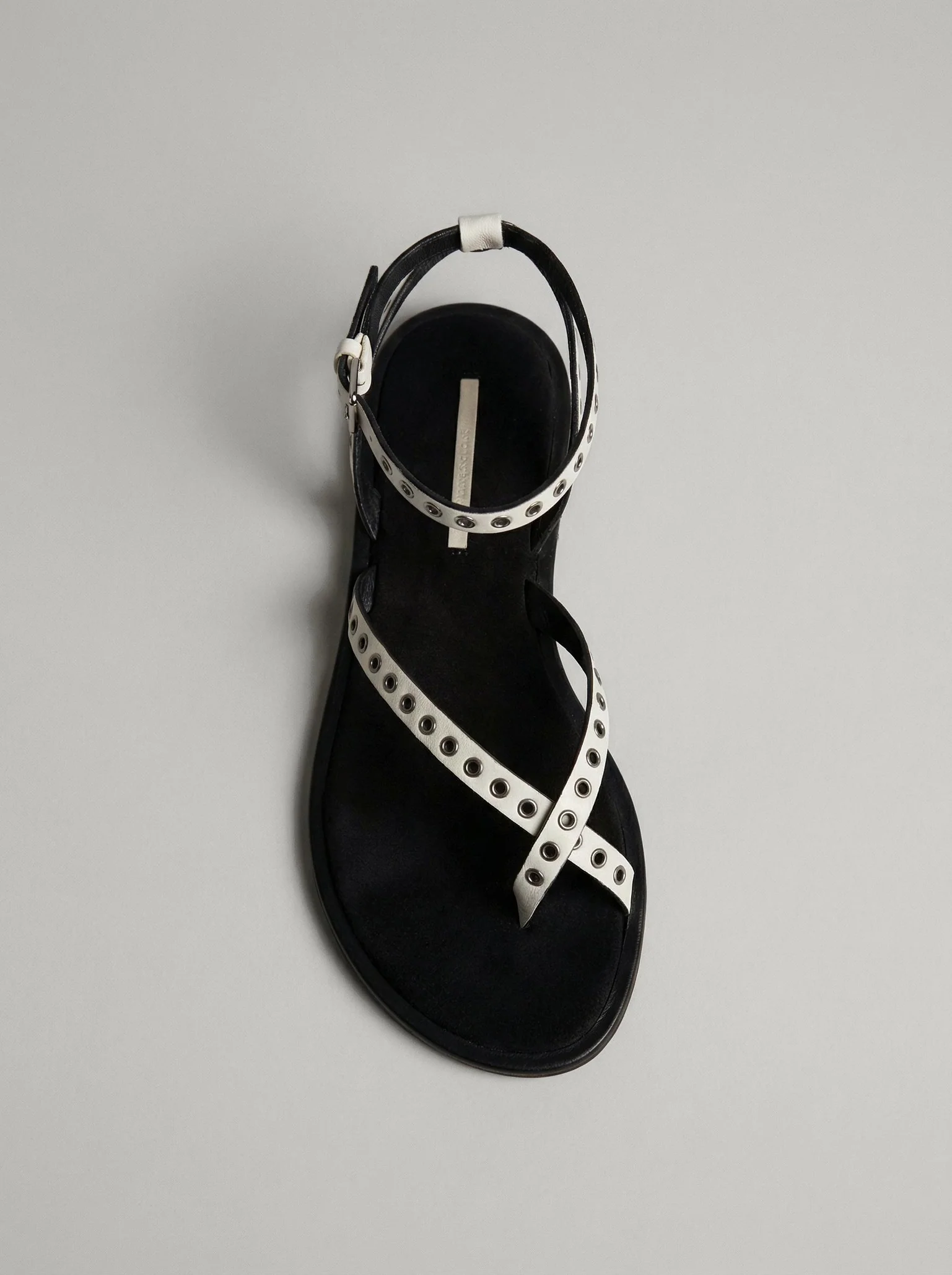 Rocรญo White - Image 3