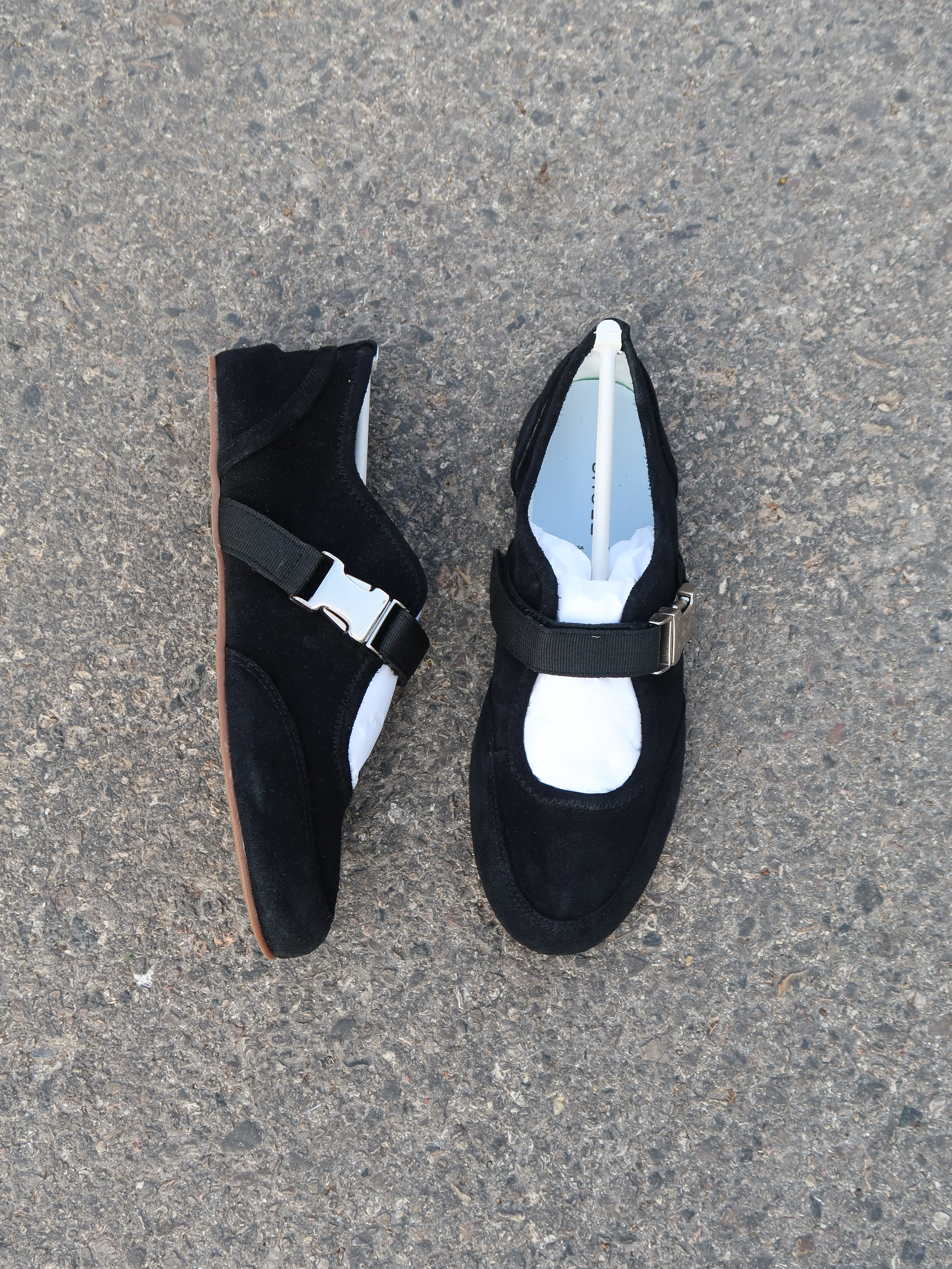 Solen Black - Image 4