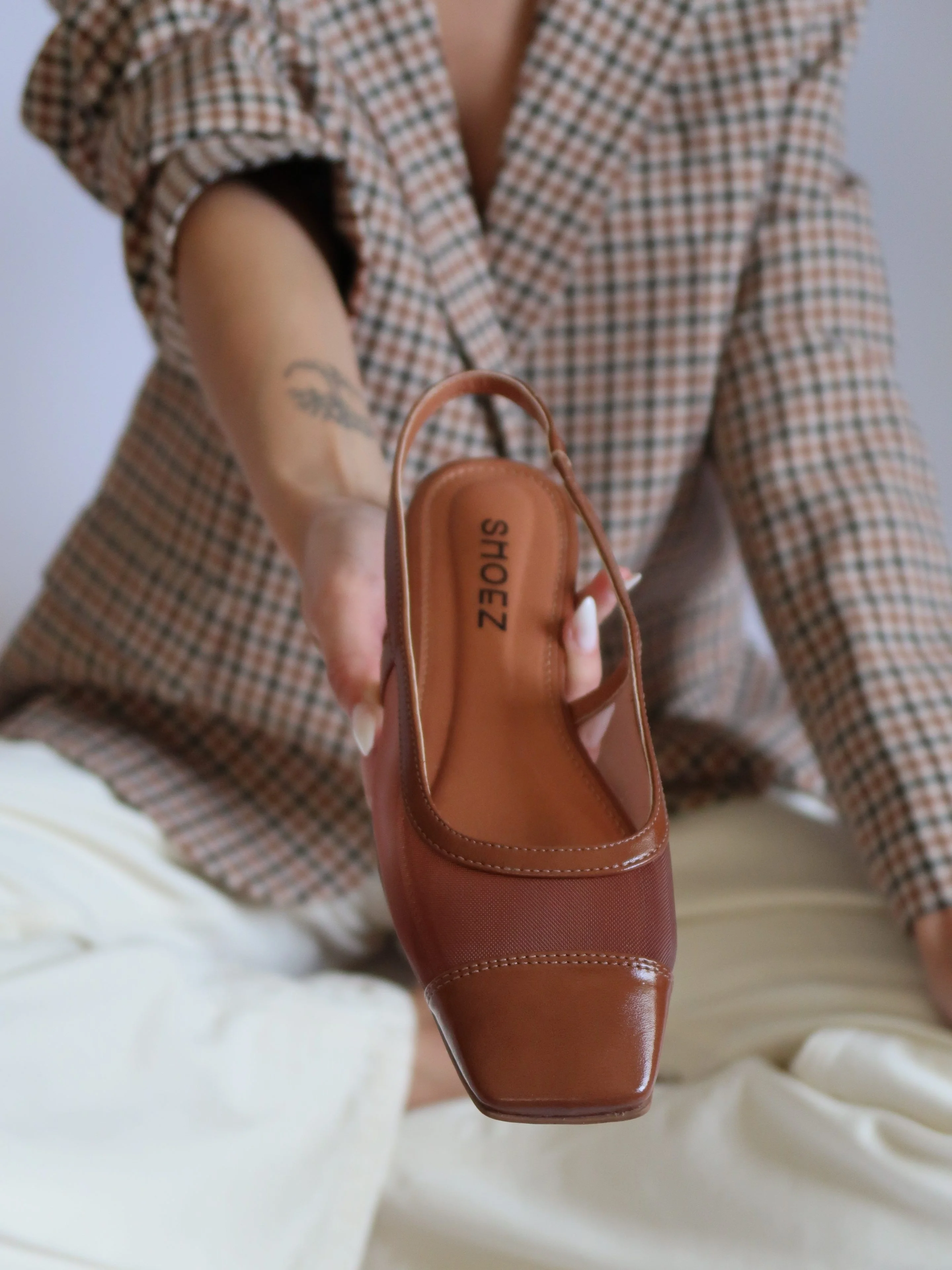 Terra Brown - Image 4