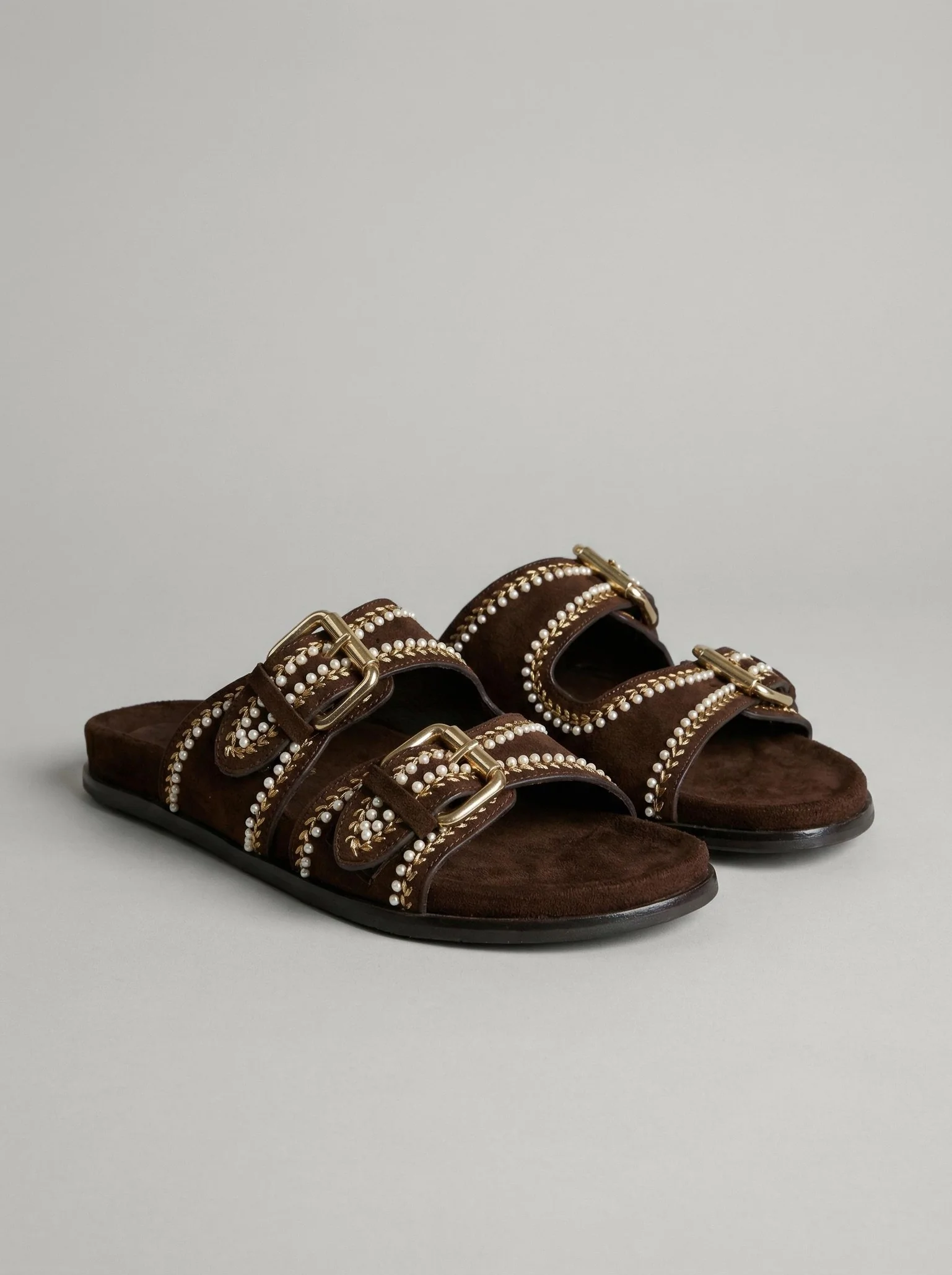 Triana Brown - Image 4