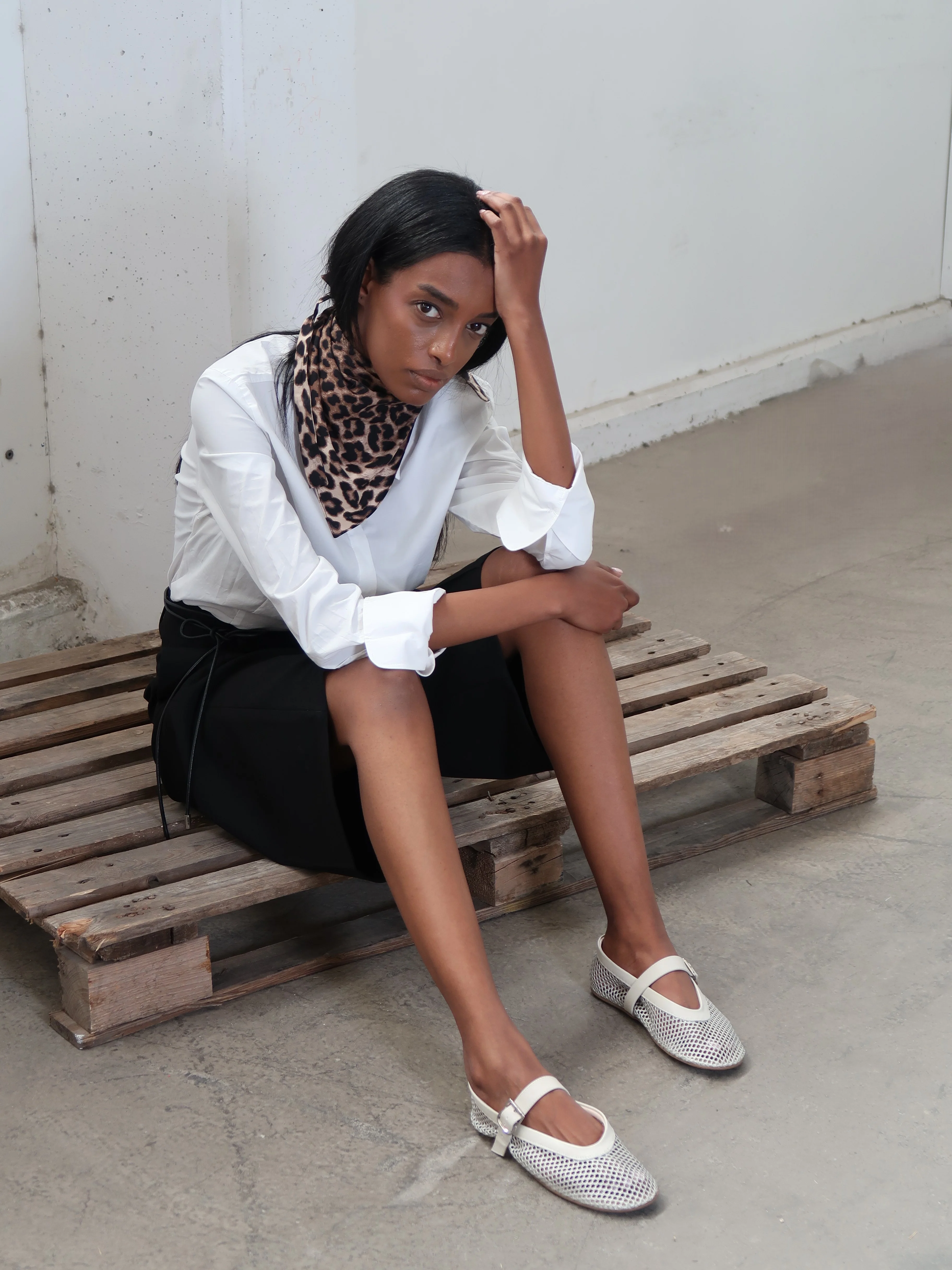 Vallery Offwhite - Image 4