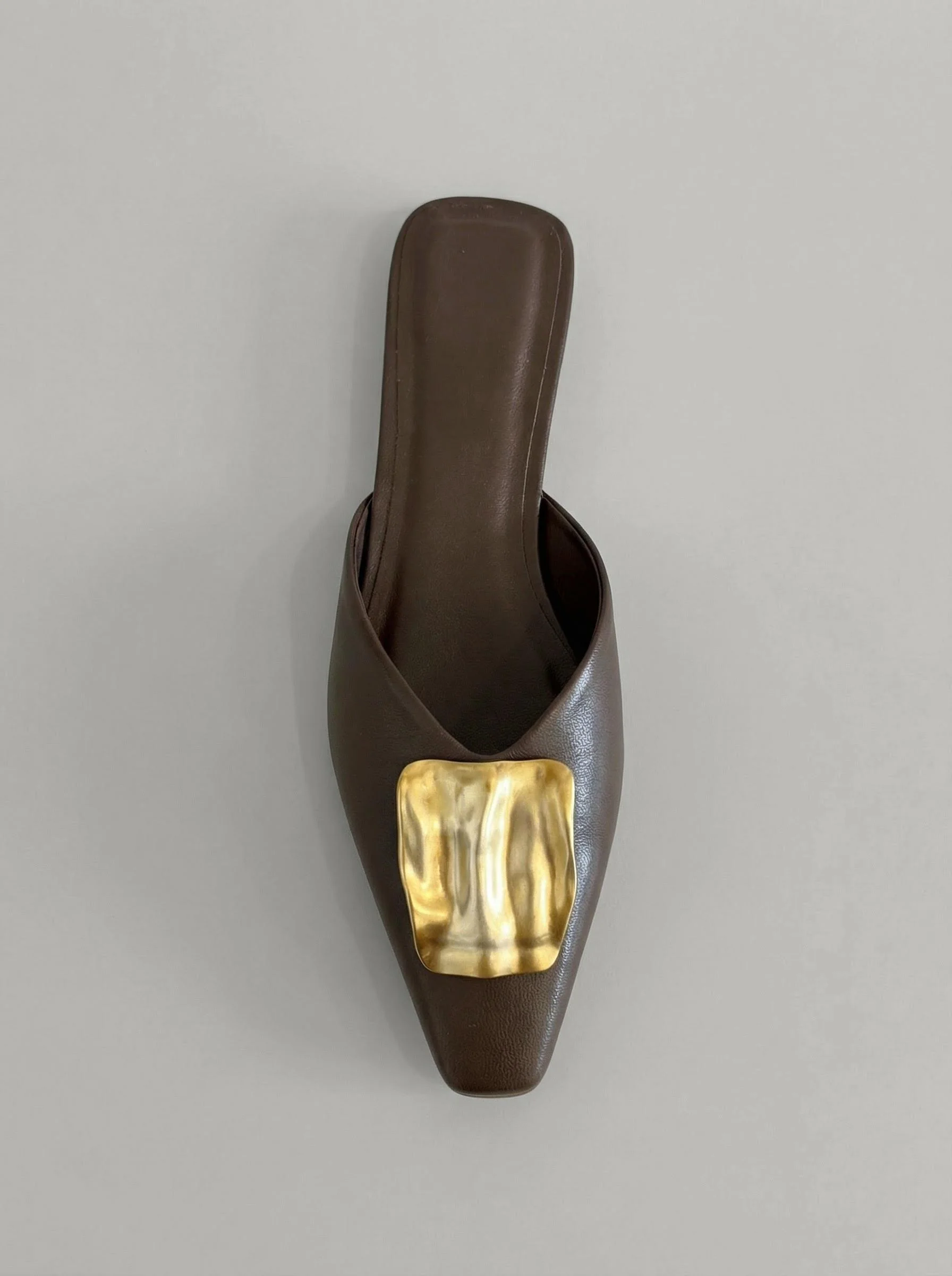 Capsule - Venetia Brown