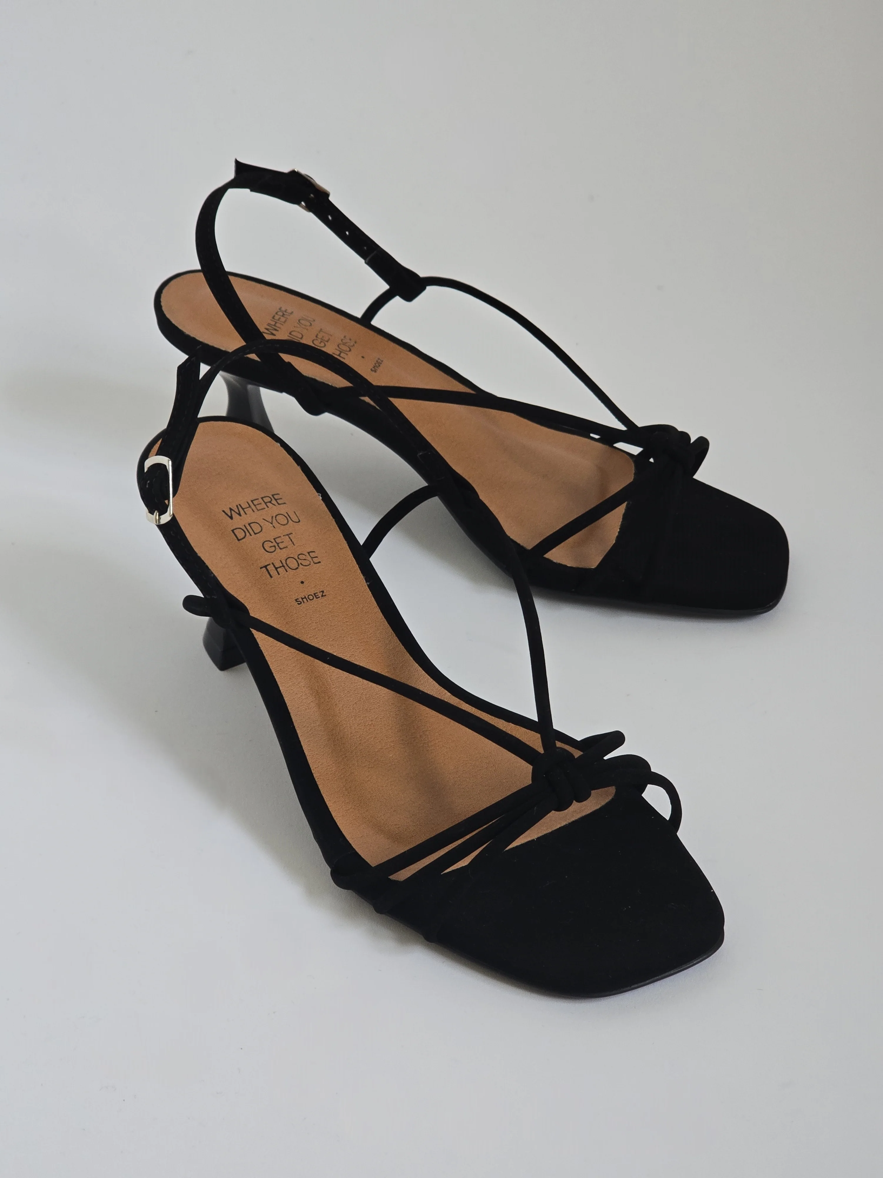 Vera Black - Image 6