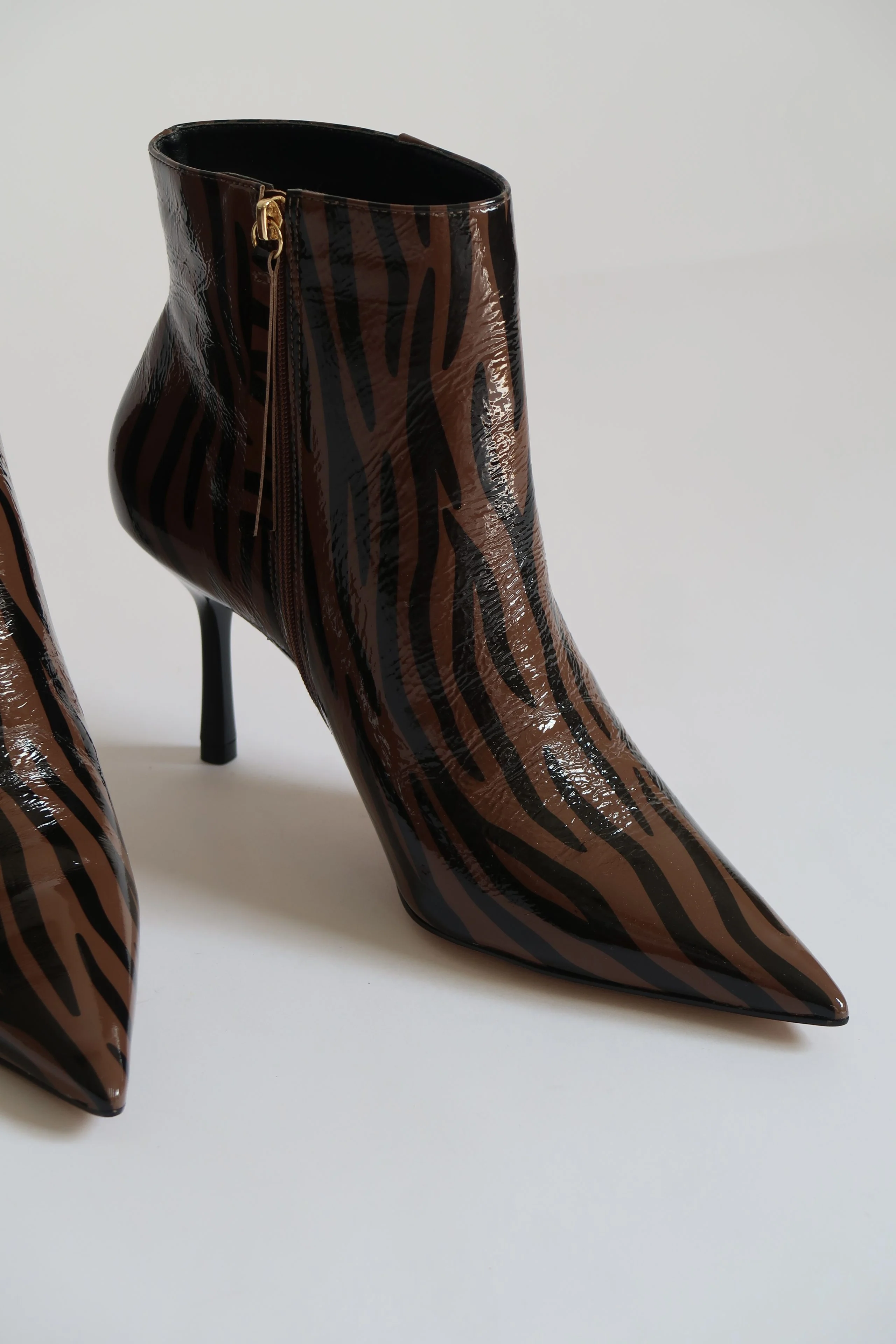 William Brown Zebra - Image 5